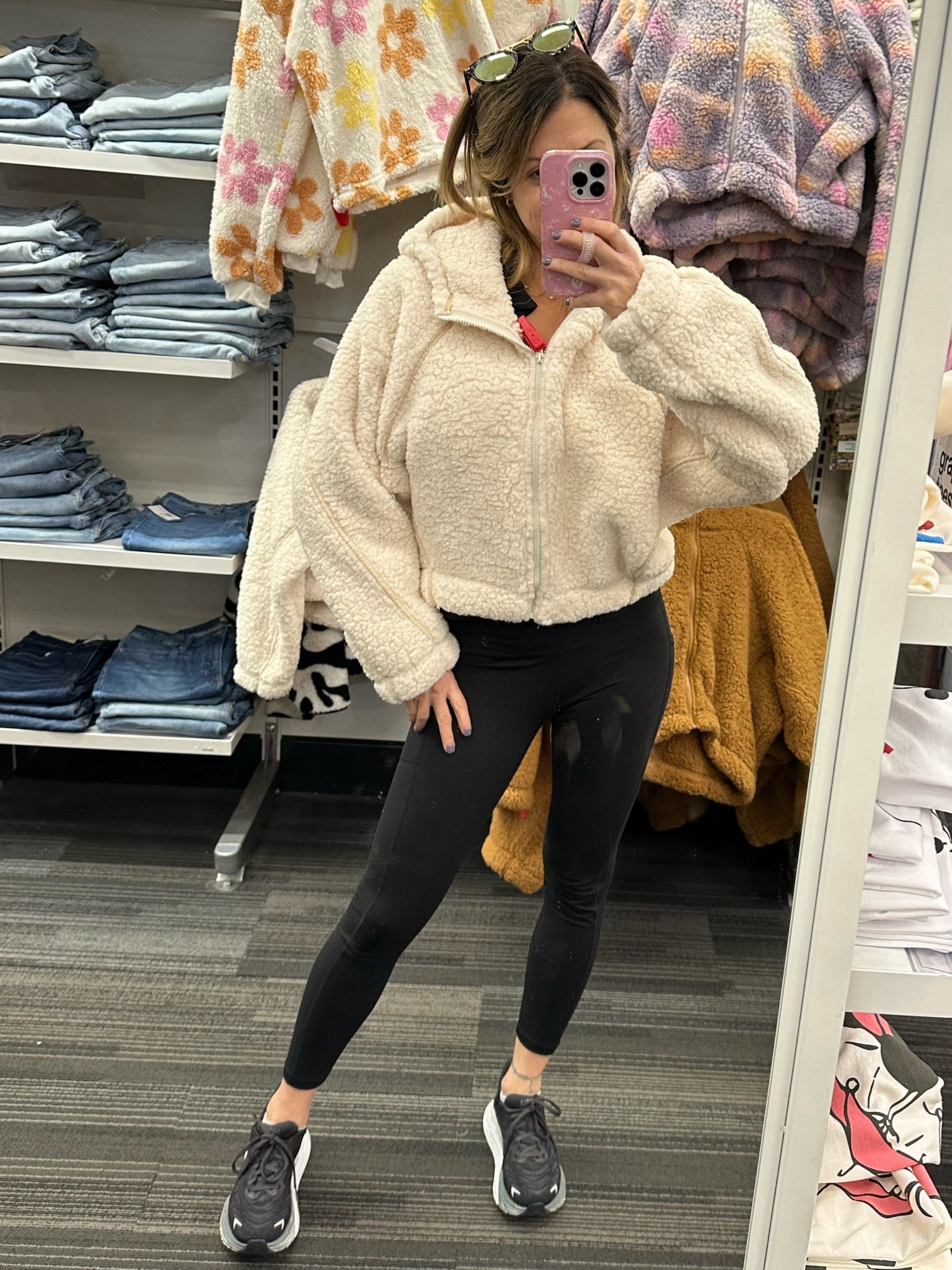 Woman’s Faux Shearling Full Zip up sweatshirt 

#LTKfindsunder50 #LTKstyletip #LTKGiftGuide