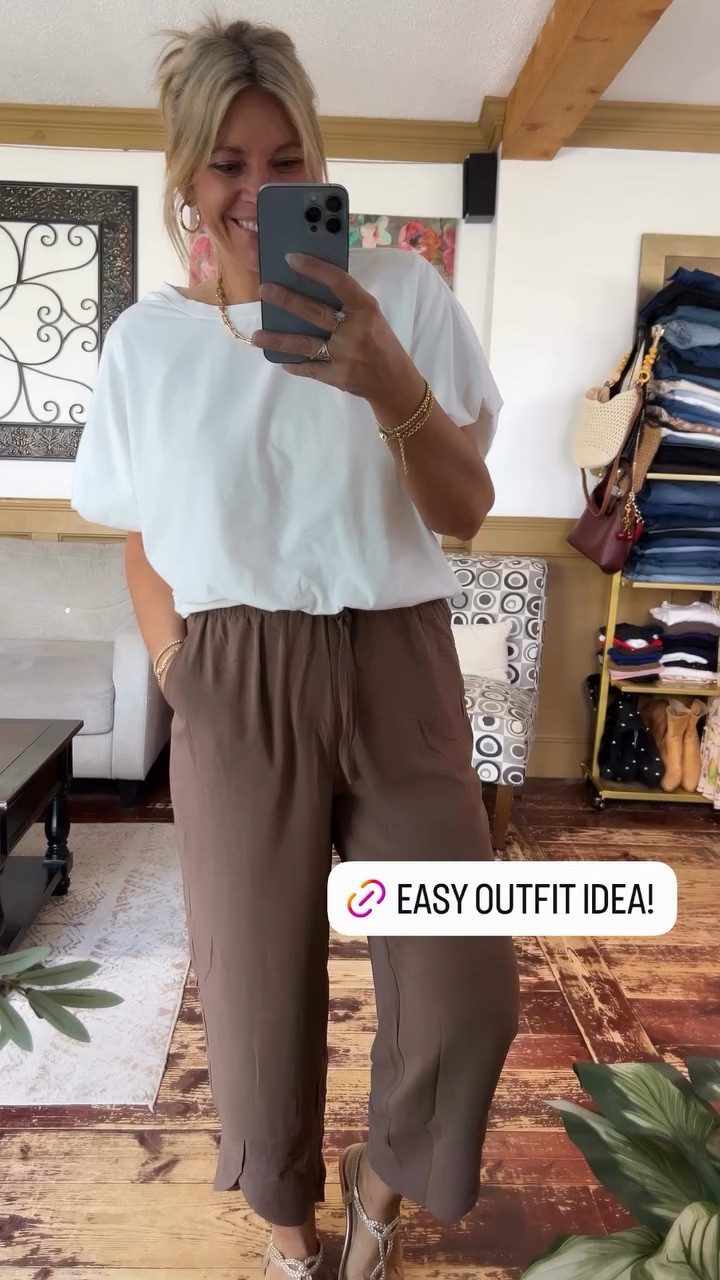 Mom on the go outfit idea- size large in pants and top

#LTKmomlife #LTKOver40 #LTKMidsize