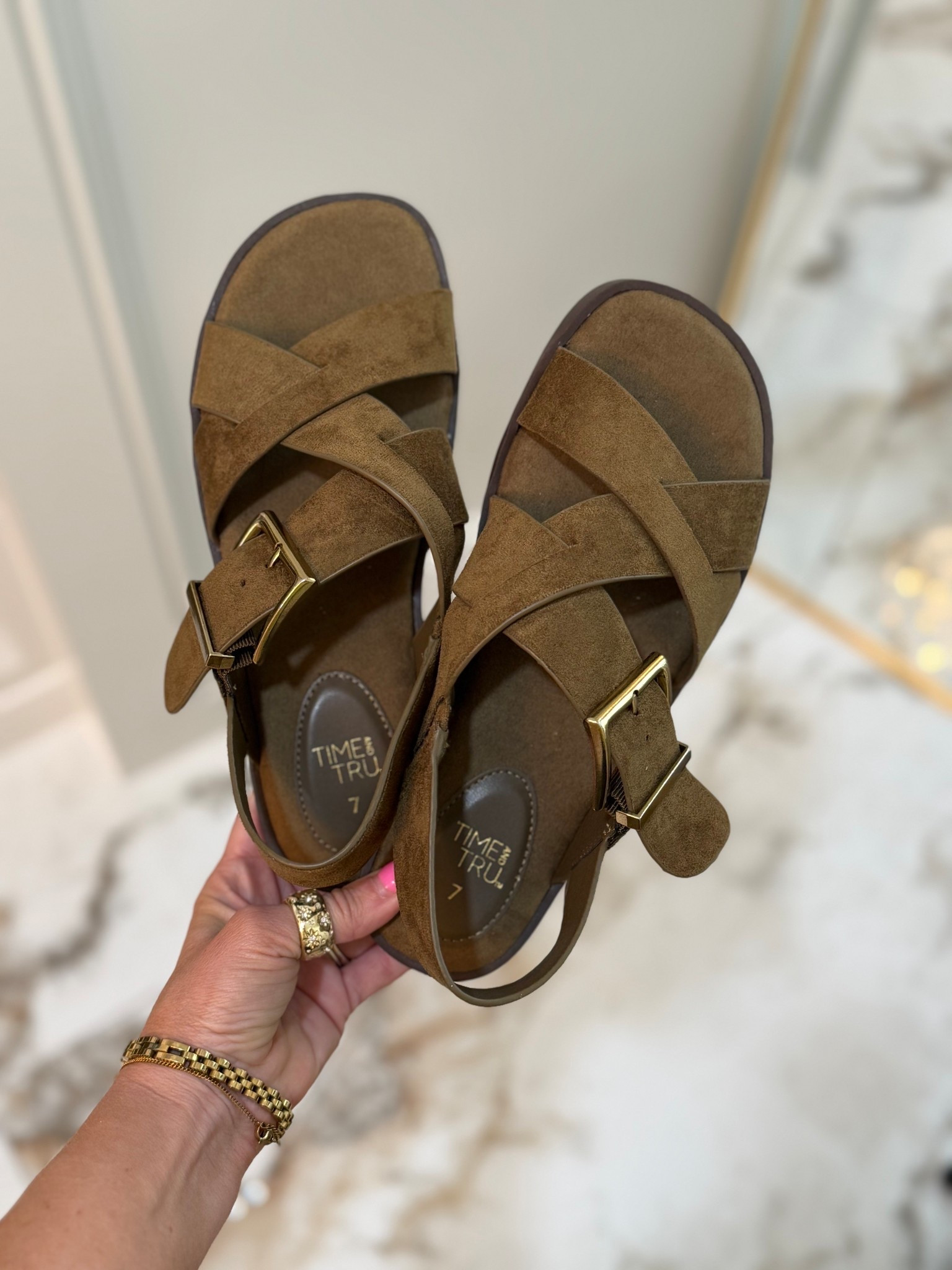 How are these slides only $17!!! So comfortable and will go with so much 