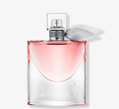 Lacôme La Vie Belle Eau de Perfum is 50% off today on Ulta! I copped mine already, please go get yours!! 

#LTKsalealert #LTKunder100 #LTKbeauty