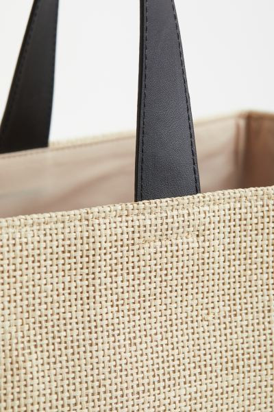 Straw beach bag | H&M (UK, MY, IN, SG, PH, TW, HK)