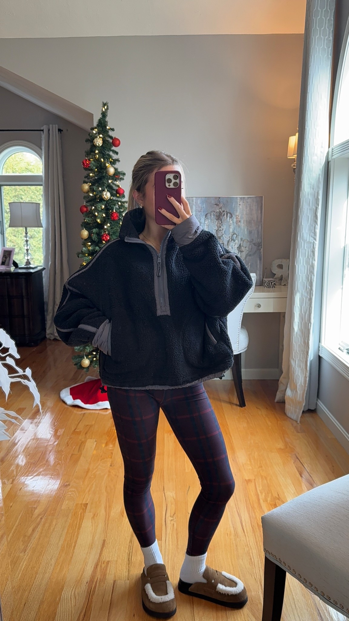 wearing a xs in fleece & leggings 

#LTKU #LTKootd #LTKSeasonal