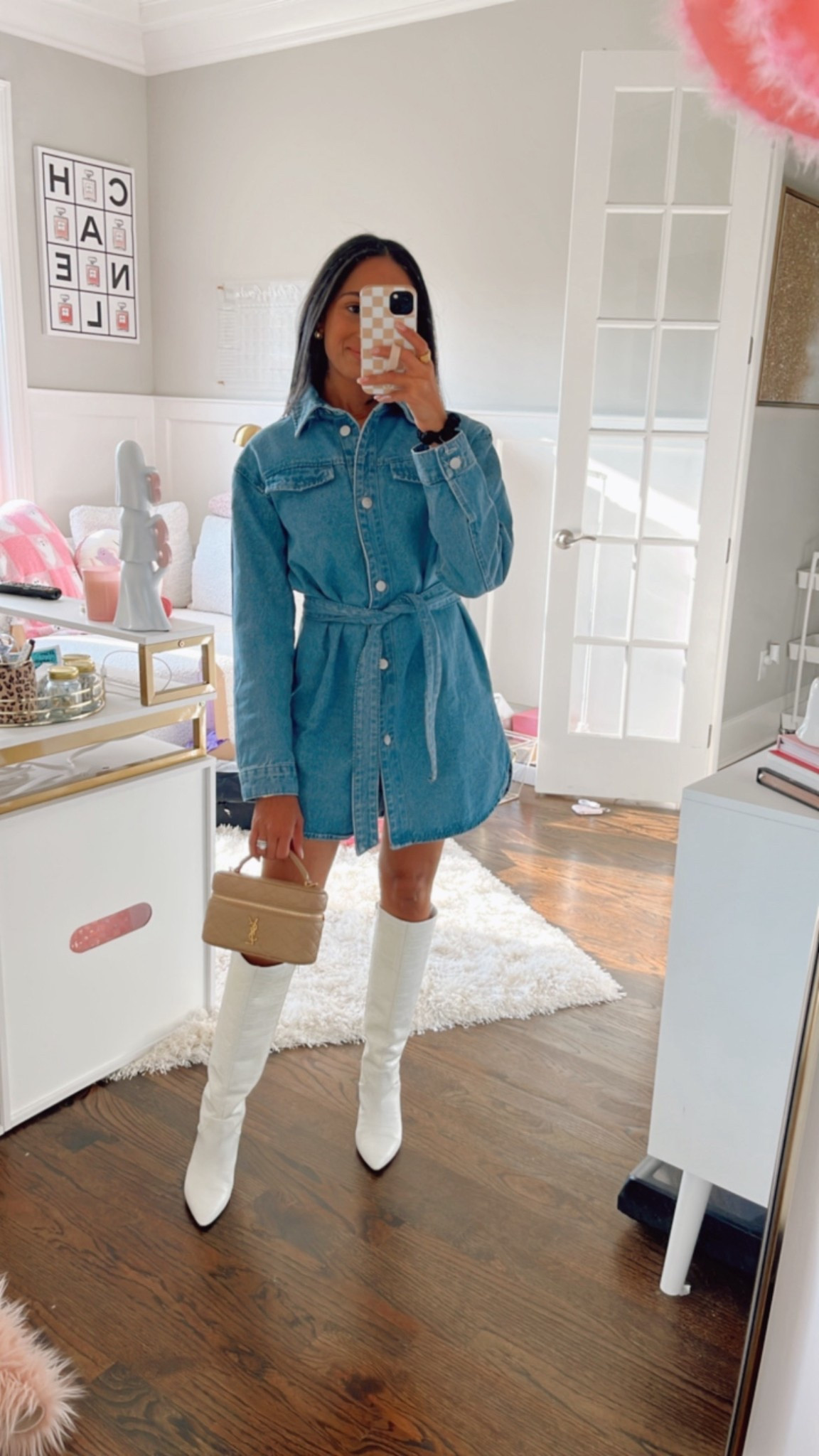 Denim dress- wearing XXS
Denim button down dress
Revolve 
White boots
Fall Outfit inspo 

#LTKFallSale #LTKFindsUnder100 #LTKStyleTip