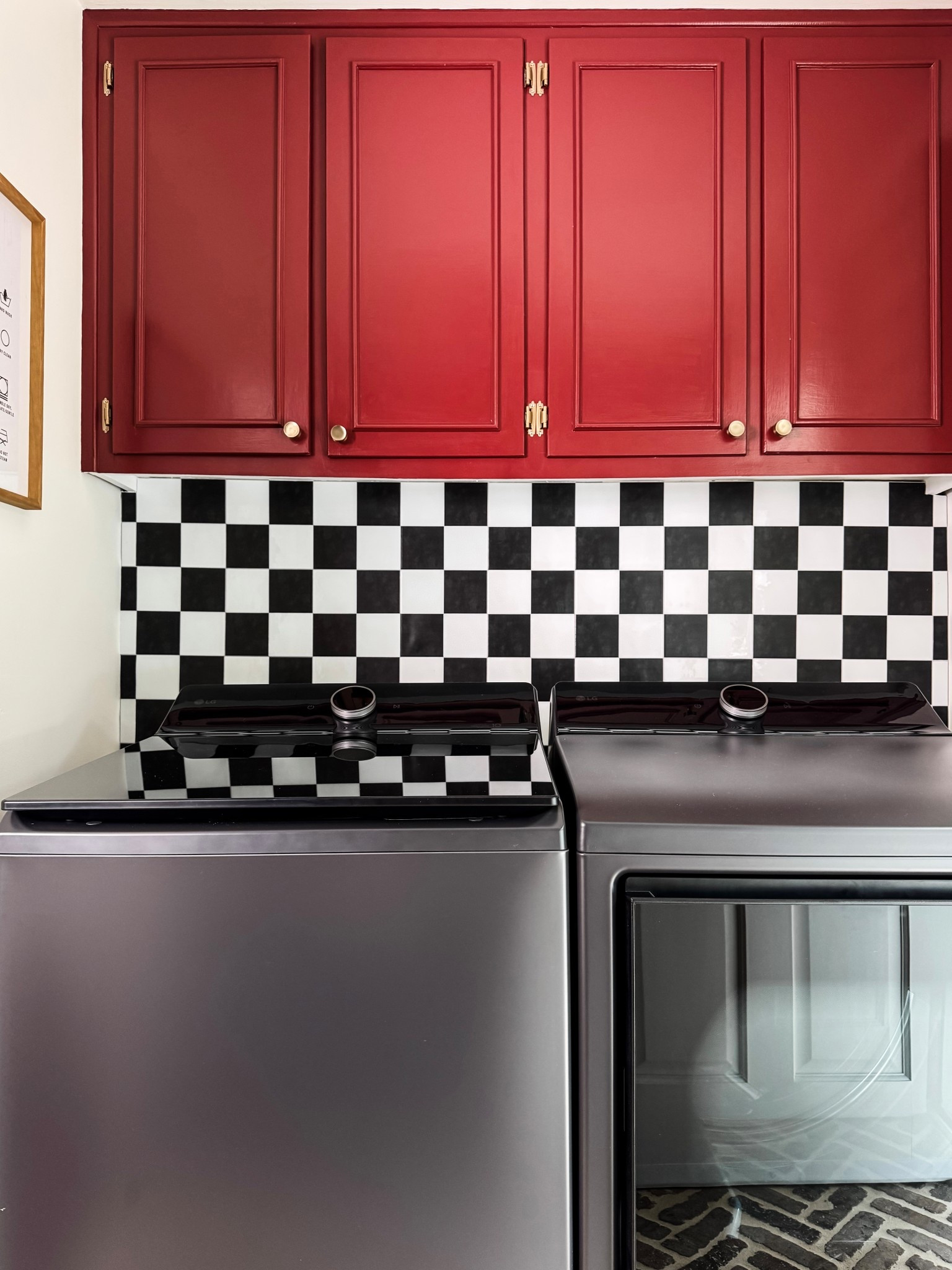 This accent wall really packs a retro punch!

Code: EANESINTERIORS = 10% off on Smart Tiles

#smarttiles #peelandstick

#LTKHome #LTKFamily