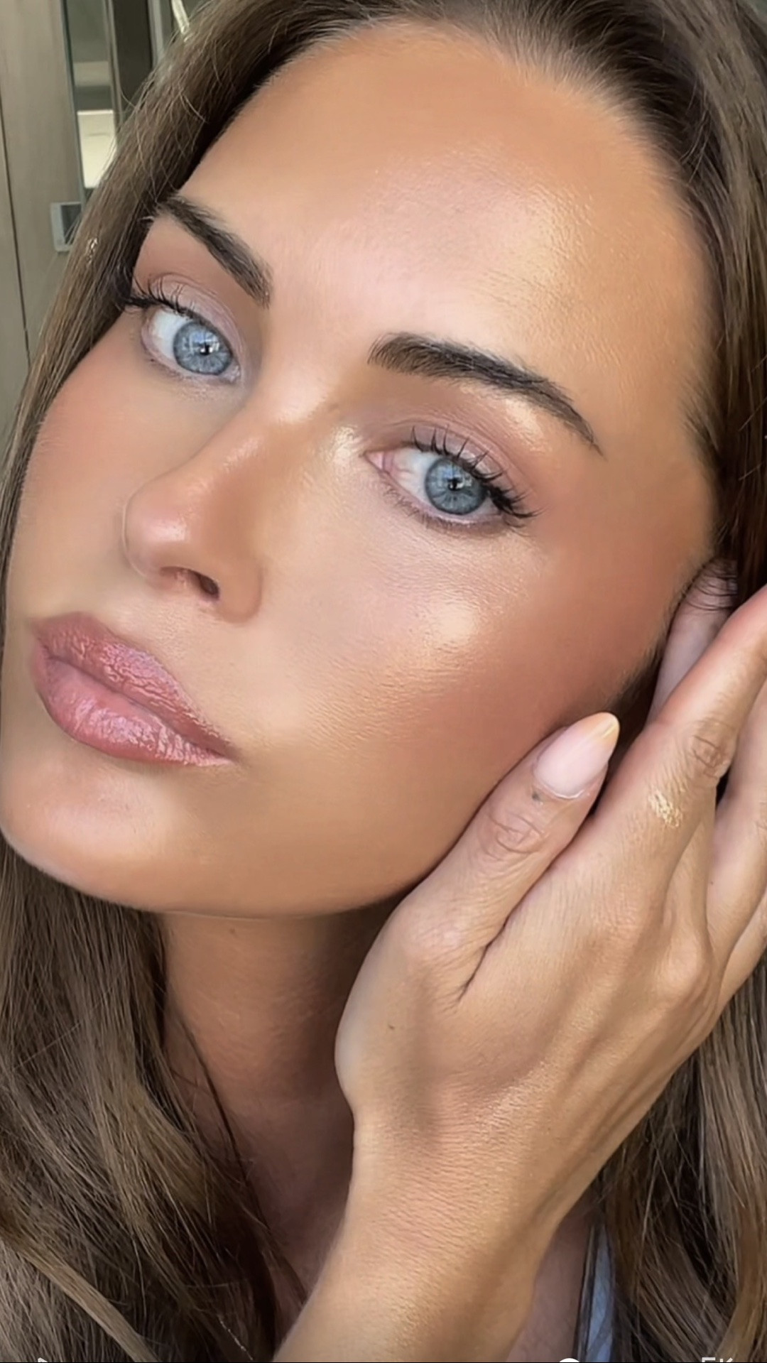 Turning myself into a golden hour filter ✨

#LTKnederlands #LTKbeauty #LTKeurope