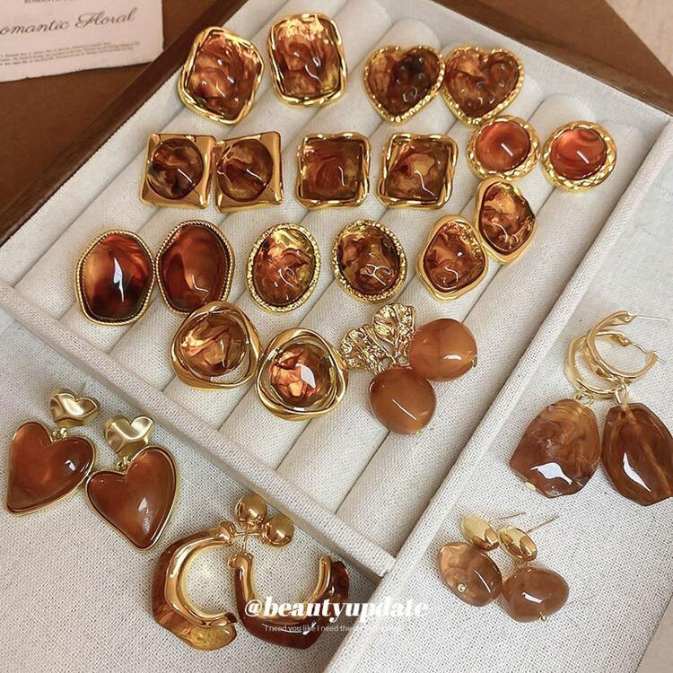 Buy One Get Two Random,Tree & Flower Design Earrings Valentines,Mom,Mother,Mother's Day,(Random Delivery) | SHEIN
