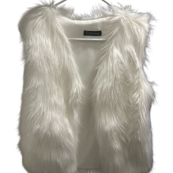 White Faux Fur Vest | Poshmark