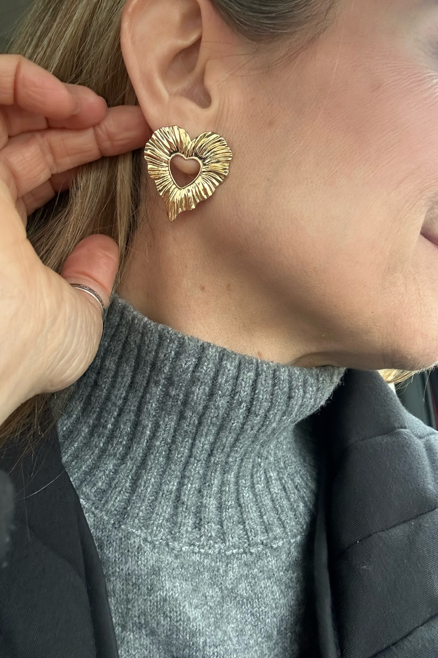 My favorite gold heart earrings! Miranda Frye quality can’t be beat! Christmas gift guide, gifts for her, #ltkfindsunder100

#LTKOver40 #LTKCyberWeek #LTKGiftGuide