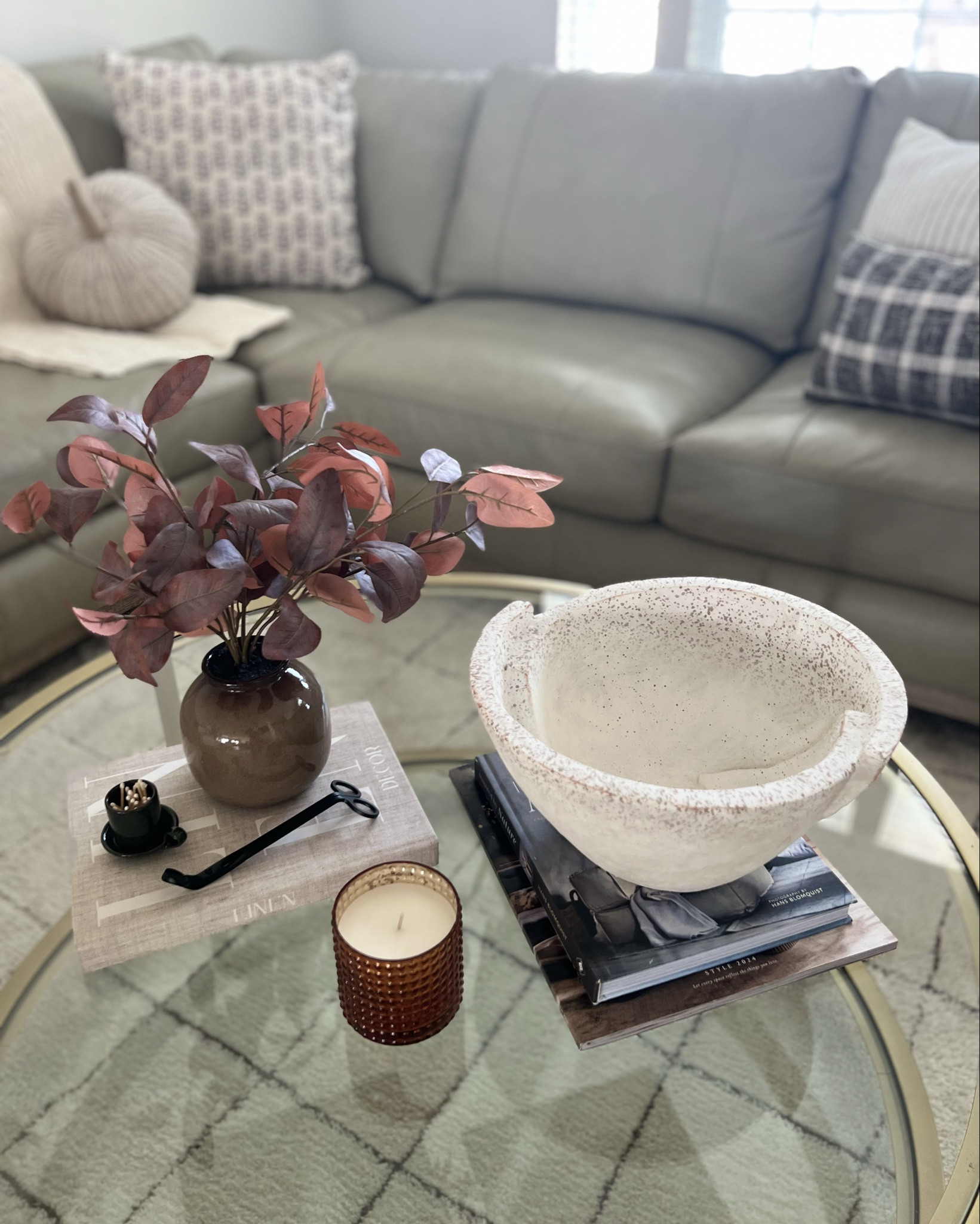 Fall coffee table styling 

#LTKSeasonal #LTKStyleTip #LTKFallSale