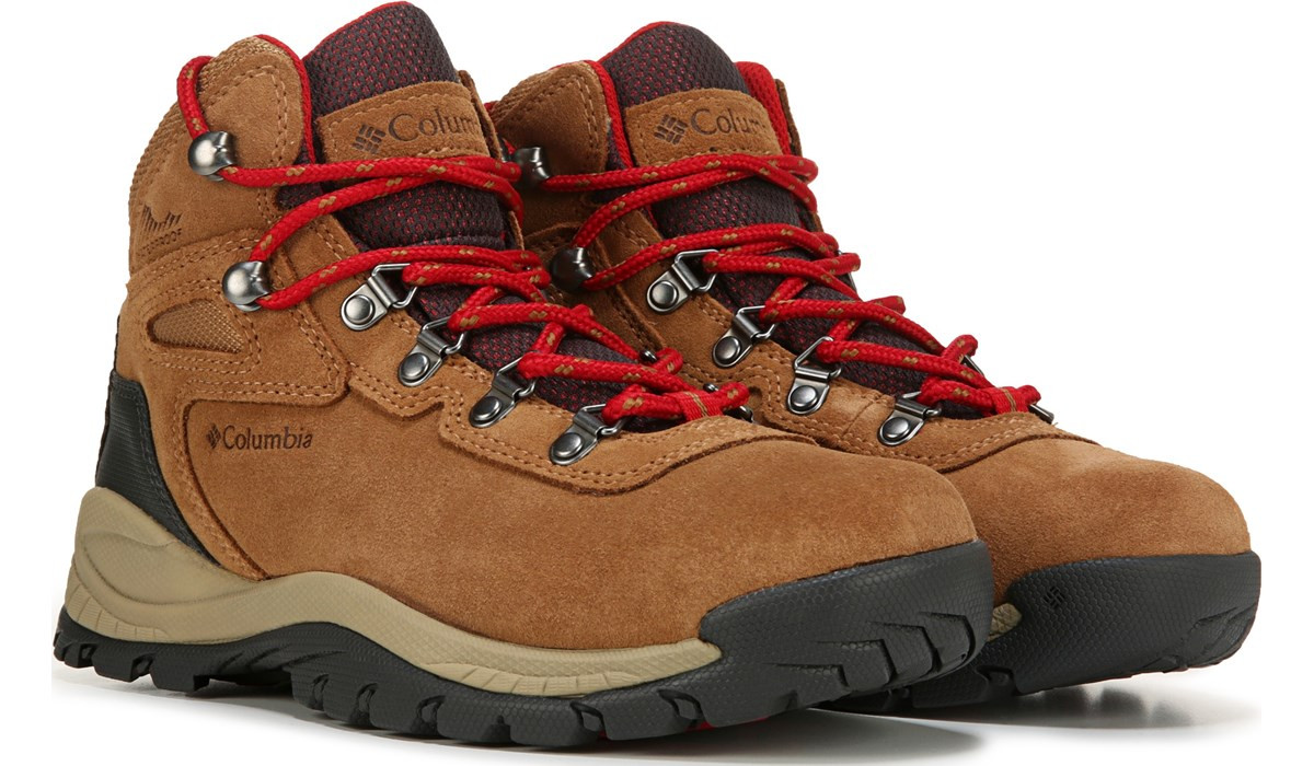Women's Medium/Wide Newton Ridge Plus Waterproof Hiking Boot | Famous Footwear