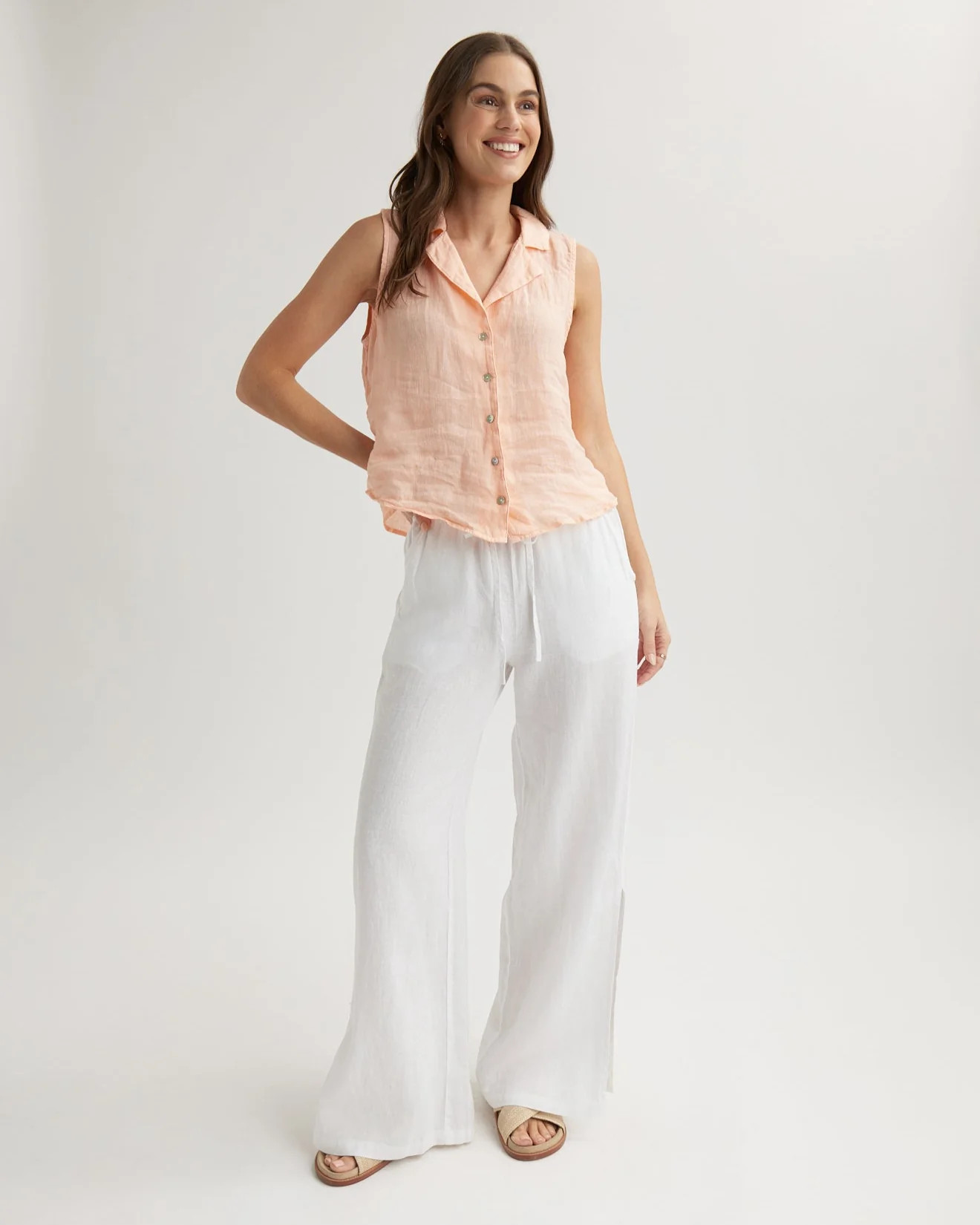 Stylish Side Slit Wide Leg Pants in White - Bella Dahl | Bella Dahl