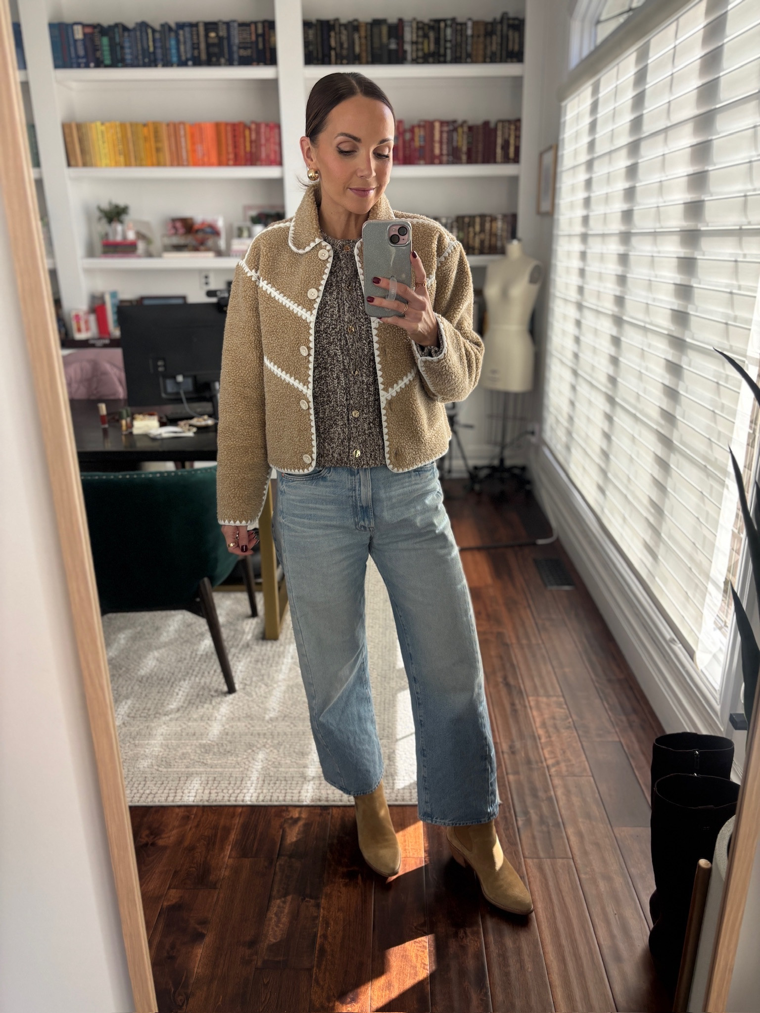 OOTD
@abercrombie // @ugg // @MOTHER

#LTKootd