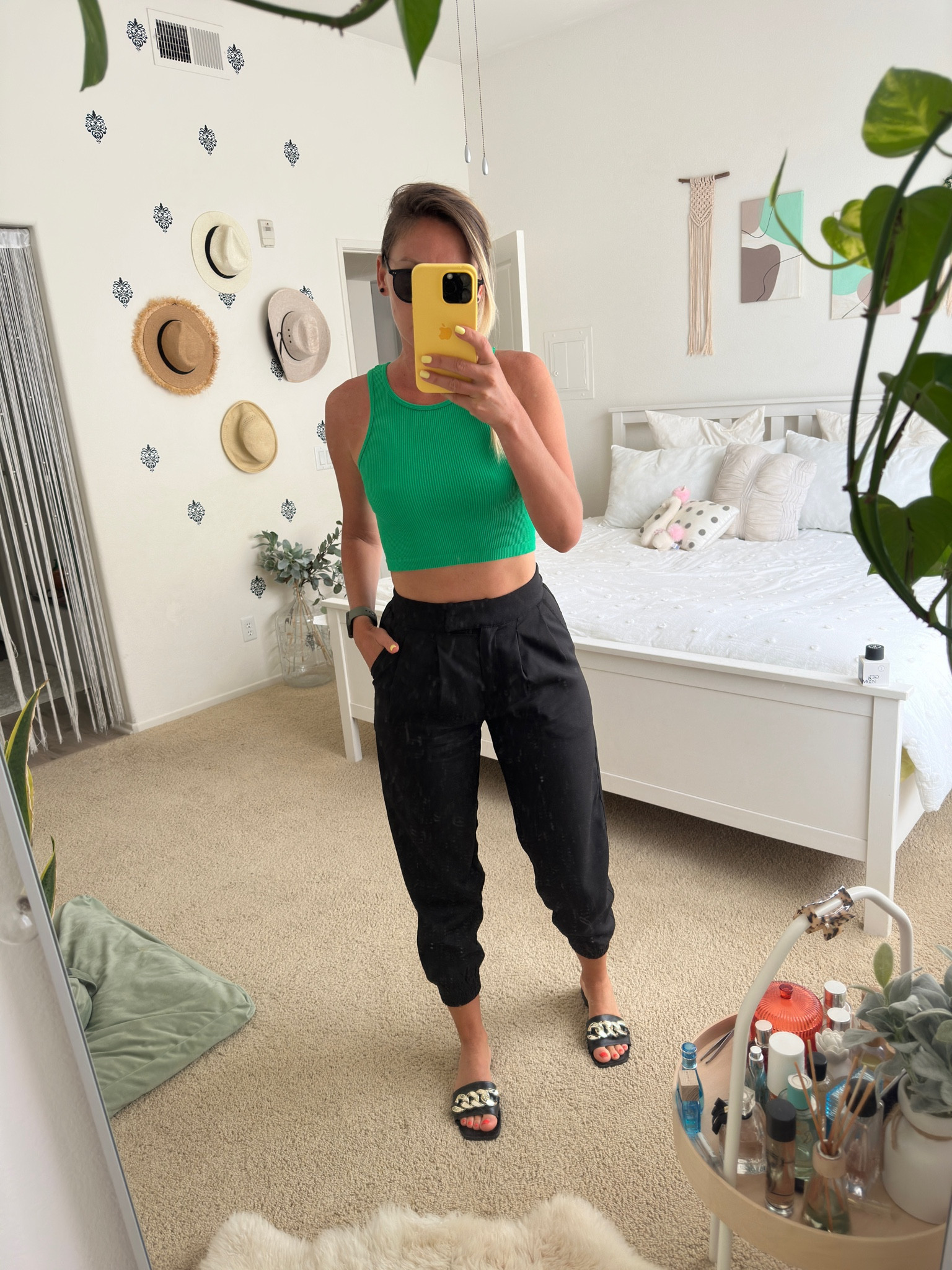 Black and green outfit my fav colours
Top size 4
Pants size small