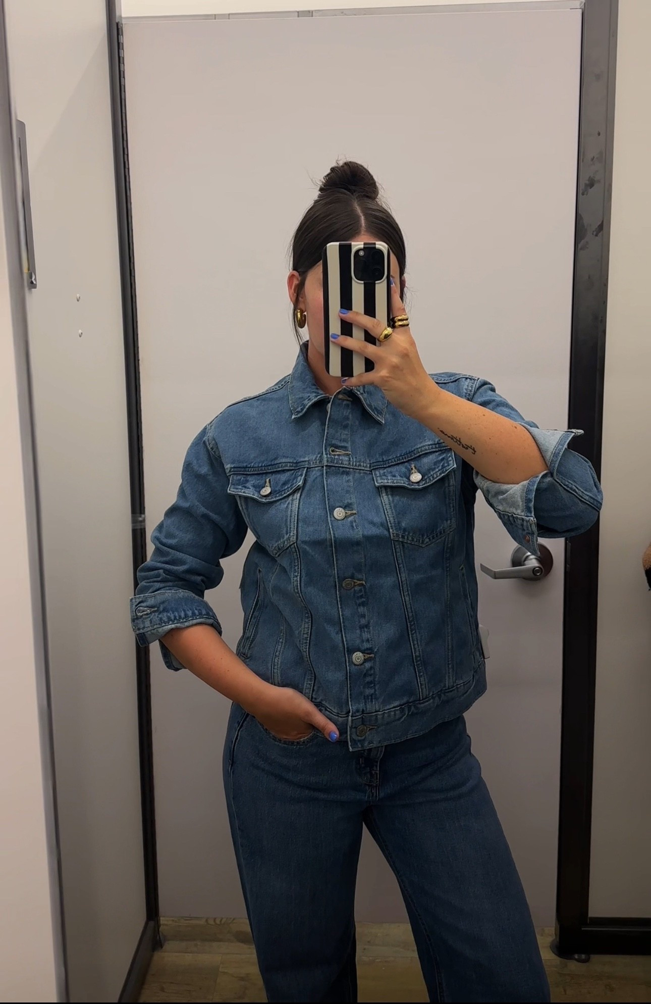 Wearing a size small in jacket! 

#LTKFindsUnder50 #LTKFindsUnder100 #LTKStyleTip