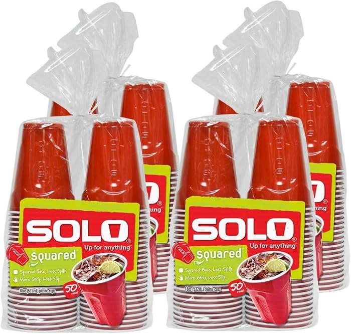 SOLO Cup Company Red Squared Plastic Party, 18 Ounce, 200 Count, 50 Count (Pack of 4) | Amazon (US)