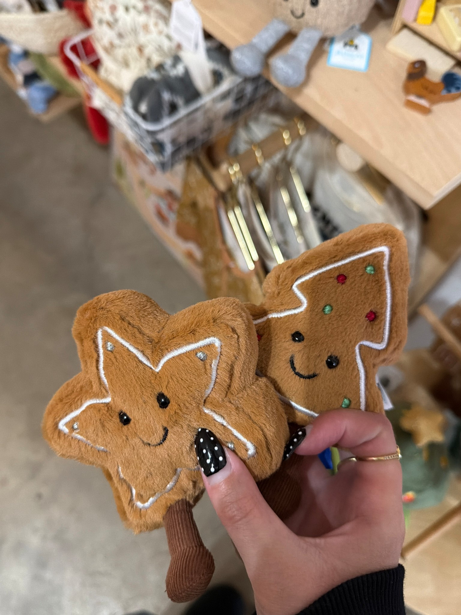 Cutie holiday jellycats! Got mine at a local boutique but Nordstrom is stocked up with all the festive pals! 

Ig: @jkyinthesky

#jellycat #jellycats #nordstrom #shopping #stockingstuffers #holiday #holidaydecor #christmas #christmasdecor #cozyvibes 

#LTKHoliday #LTKSeasonal #LTKGiftGuide