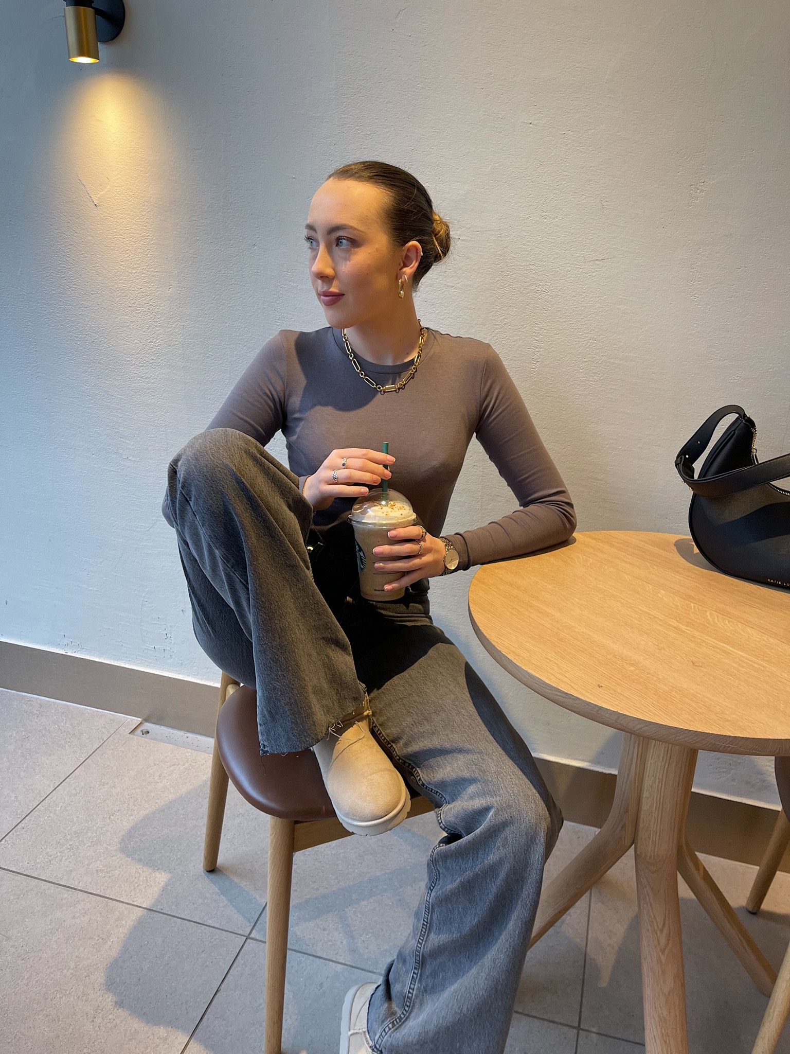 Grey bodysuit and grey baggy jeans with mustard seed ugg dupes 🩶☁️ 

#LTKeurope #LTKfindsunder100 #LTKSeasonal