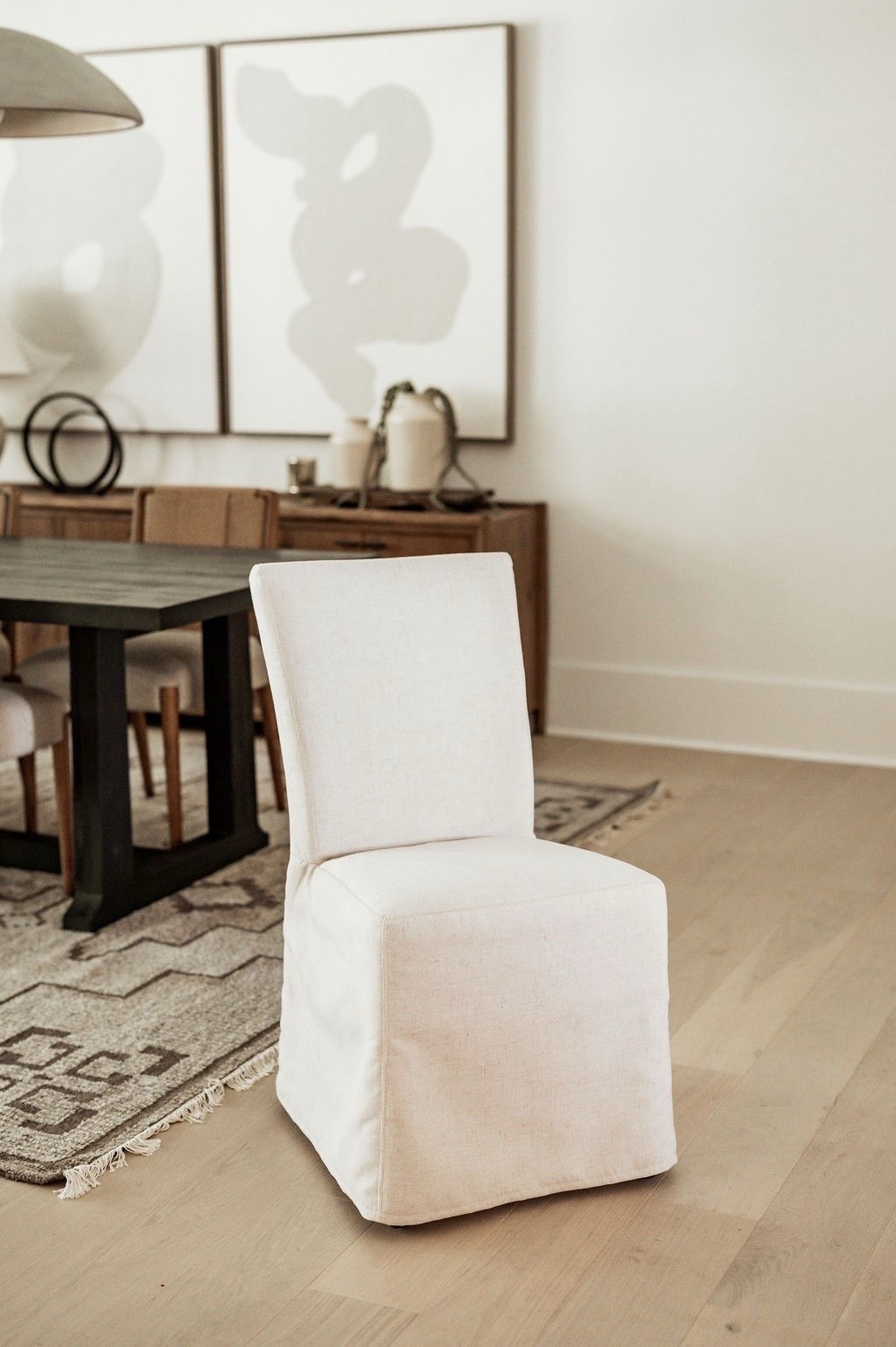 🤍 It’s all in the seating. These chic yet comfortable chairs balance modern lines with classic textures—perfect for gathering around the table.

Do you want to bring our dreamy Modern Classic style interior design into your own home? 🏡 You’re in luck! Reserve our Online Interior Design packages today -> https://porcheandco.com/edesign ✨ We can’t wait to work with you & design your home with #porcheandco

#porcheandco #modernclassicdecor #diningroominspo #neutraldecorlove #timelesshomestyle #interiordesignideas #diningroomdecor #modernclassicinterior #neutralinteriors #homedesignvibes



#LTKHome #LTKOver40 #LTKvlog