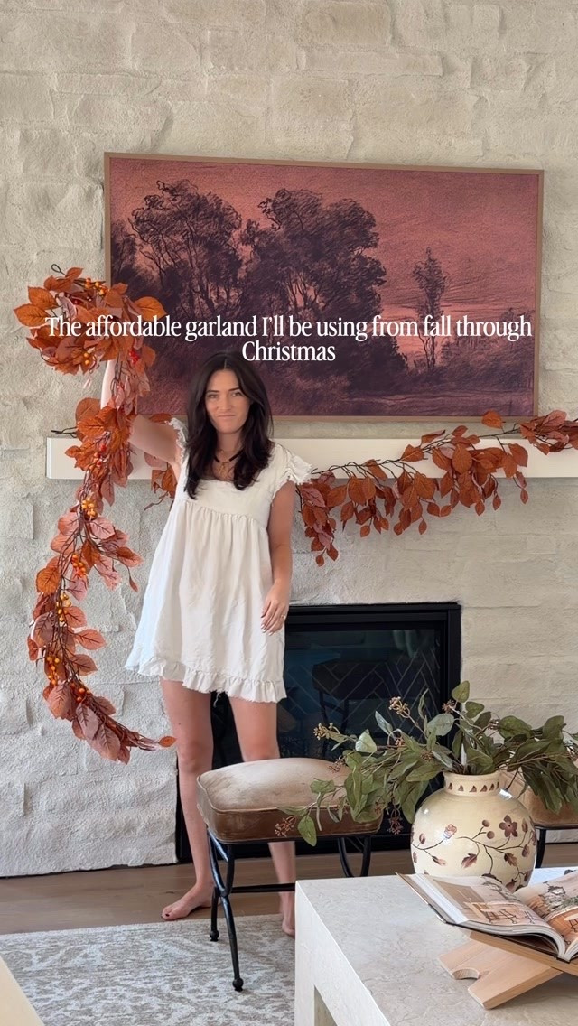 The prettiest fall garland that is such a steal from @wayfair — the color is perfect, I'm going to try to make it last through Christmas! Comment shop for the link.