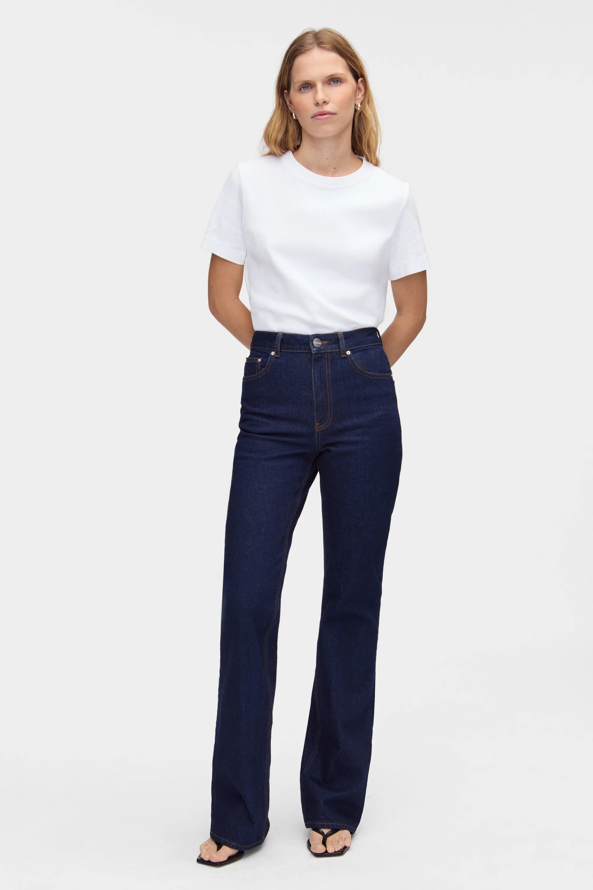 ALIGNE Mid Rise Straight Flare Jeans - Indigo | ALIGNE UK & EU
