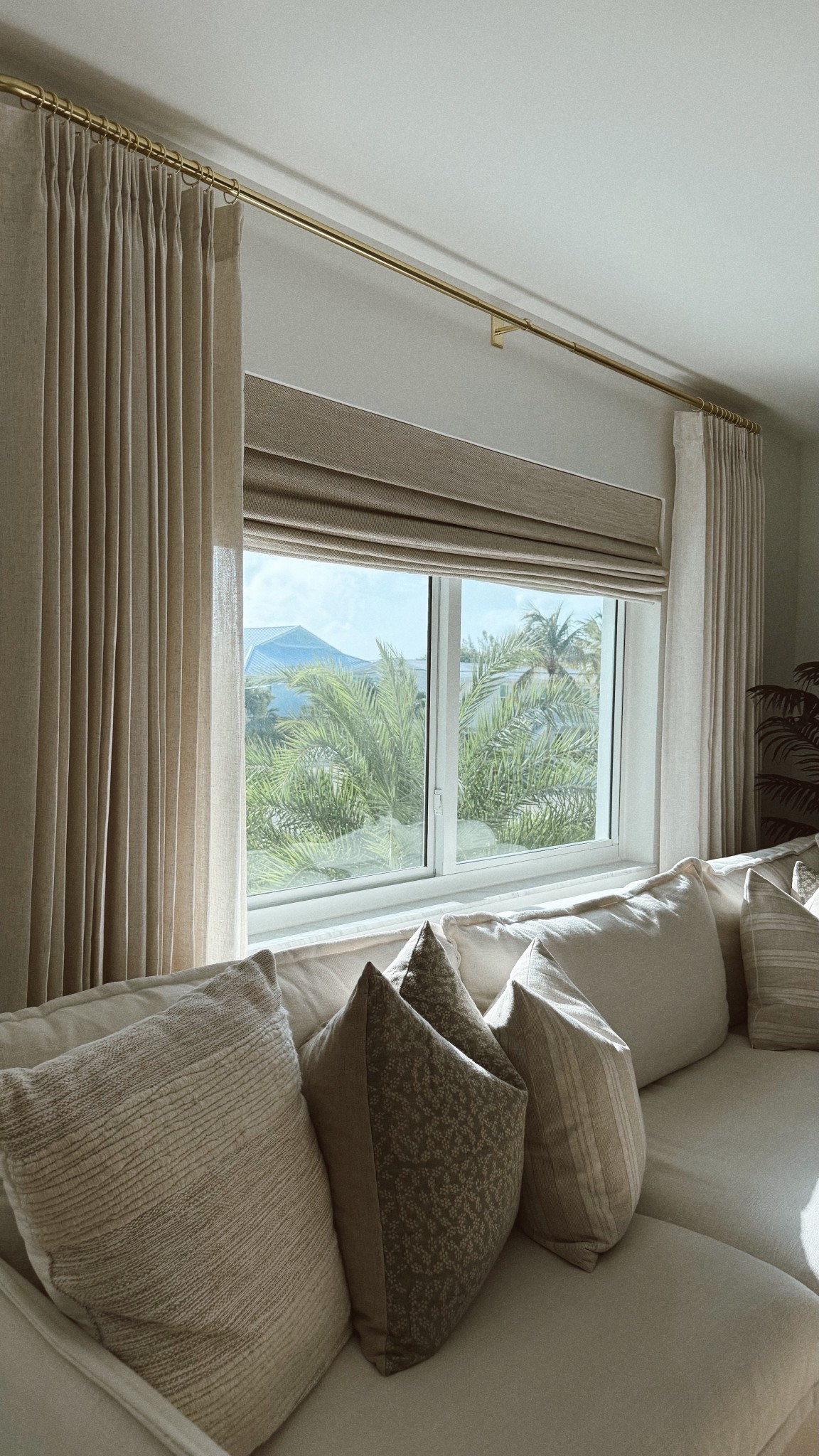 My most requested link this week 🔗 
My curtains, blinds, and curtain rods for the beach house 🐚 

Details:

+ curtain color: natural (they’re a stunning sandy cream color that look like luxury linen)

+ blinds: I got light filtering for living areas and blackout for bedrooms 

+ rod: love these from Walmart but they sell out so linked a similar Amazon style 

#curtains #curtainrod #blinds #blackoutblinds #romanshades #amazon #amazonhome #amazonfinds #walmart #walmarthome #curtain 



#LTKFindsUnder50 #LTKHome #LTKFindsUnder100