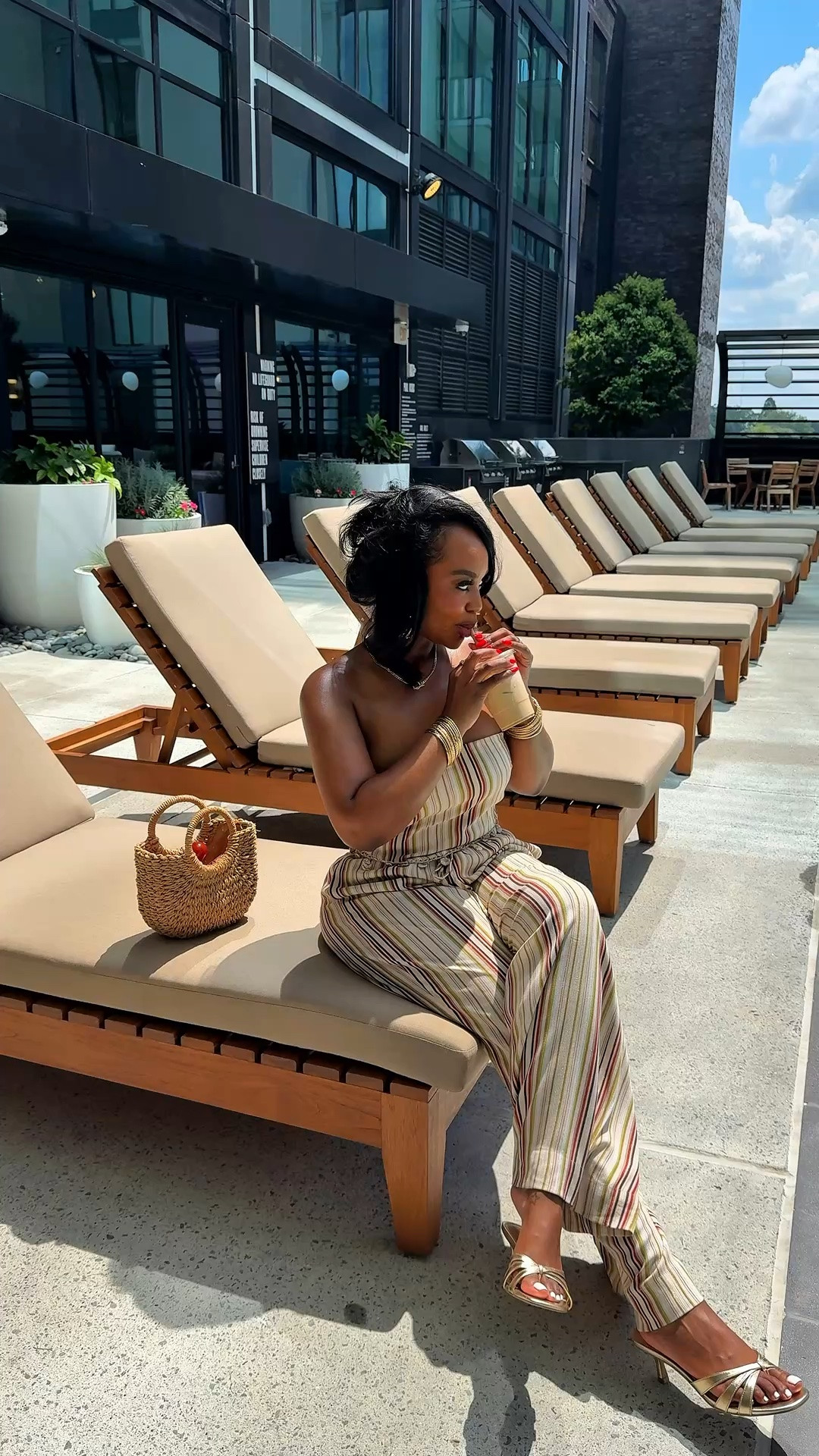 The perfect 2 pc Summer set for lounging, brunch/lunch or just vibes. Wearing a size M

#LTKootd #LTKgrwm #LTKPetite