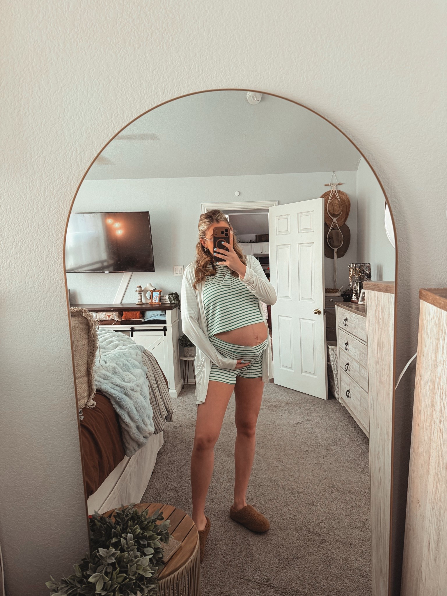 Work from home outfit. Two piece set. Stripes. Maternity fashion. Bump friendly. Spring fashion  

#LTKSeasonal #LTKBump #LTKootd