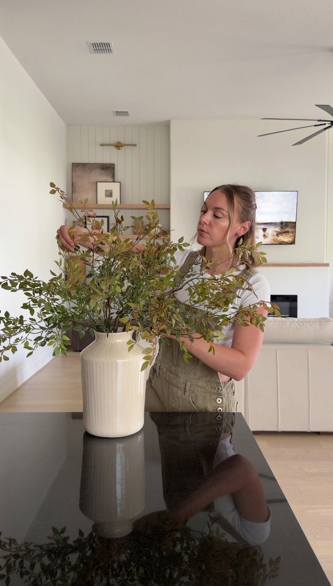 team summer or team fall? (you know where i stand) 🍂🧸🧦⁠
⁠
#fallstems #fallhomedecor #fallfinds #fallfloralarrangements #fallhomestyling

#LTKSeasonal