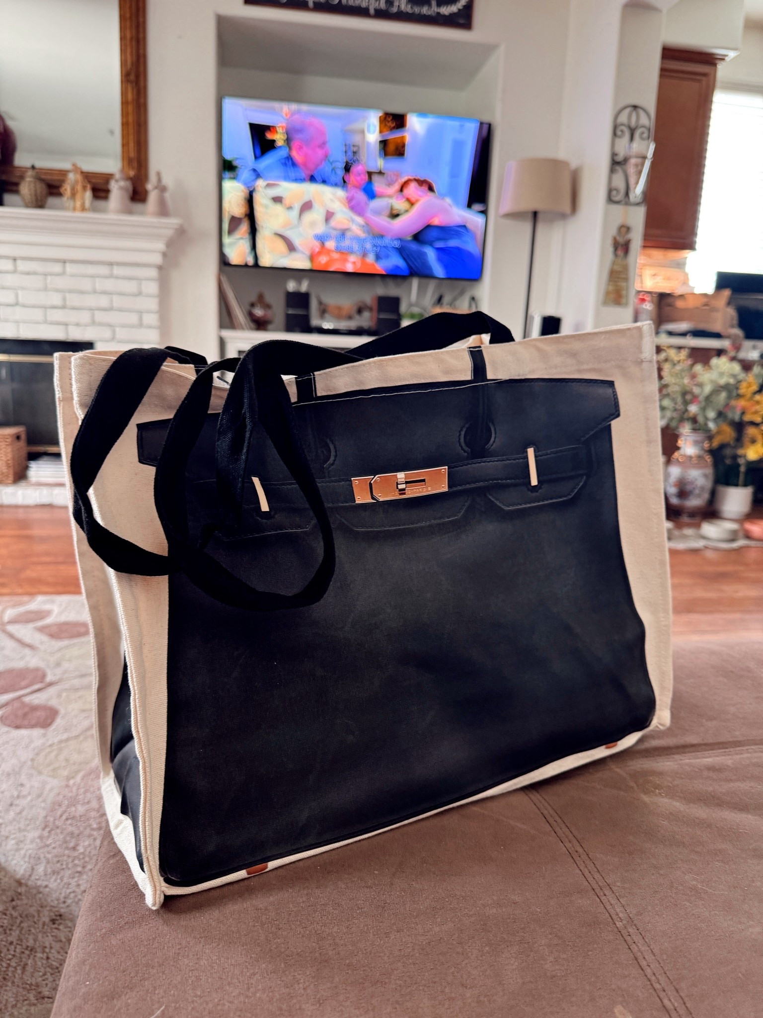 Hermes Birkin without being an Hermes Birkin 😭😂❤️ THIS SHOPPING BAG IS SO CUTEEEEE

#LTKItBag #LTKFindsUnder50 #LTKStyleTip