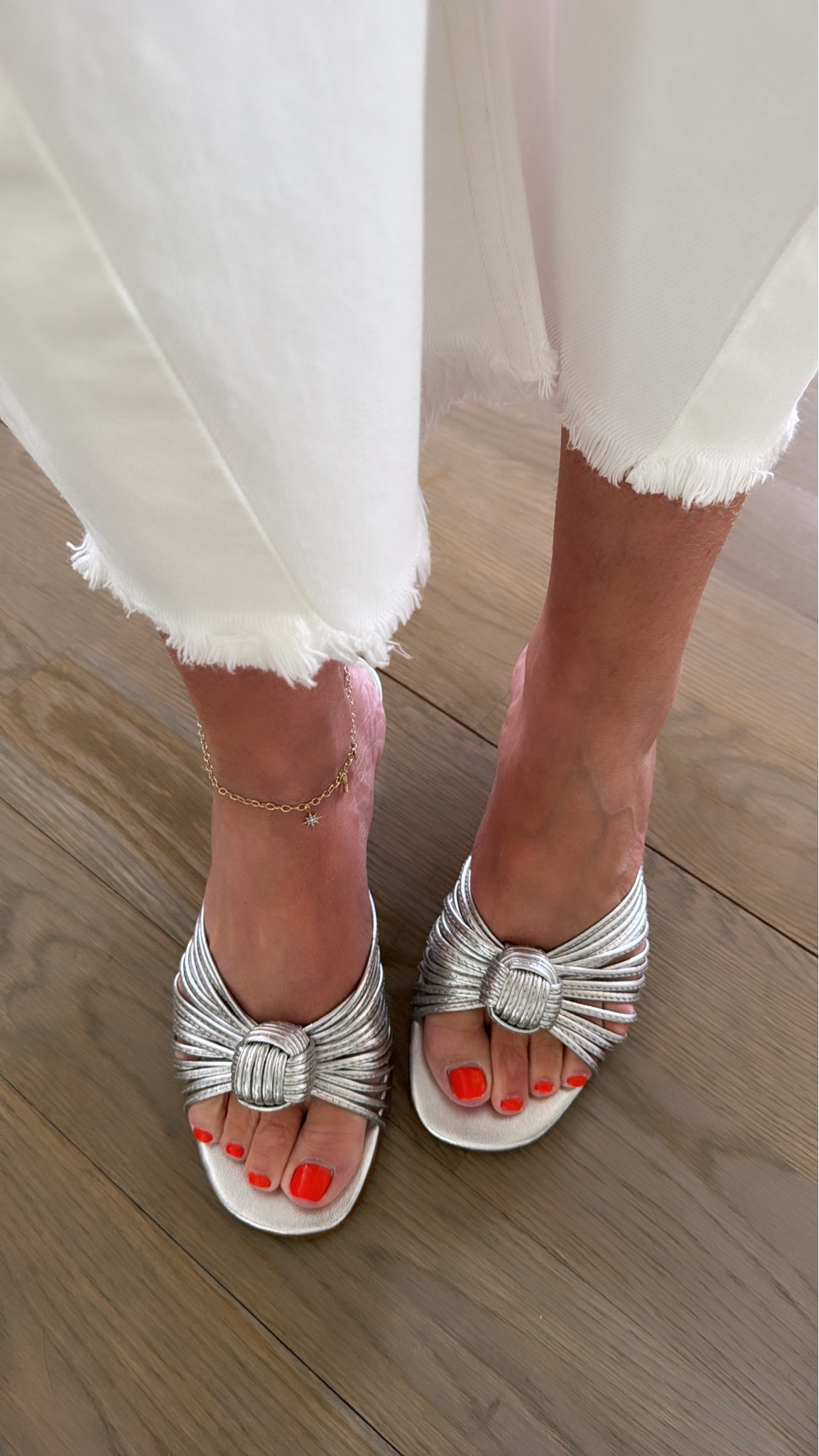 Love these heels 

#LTKshoecrush