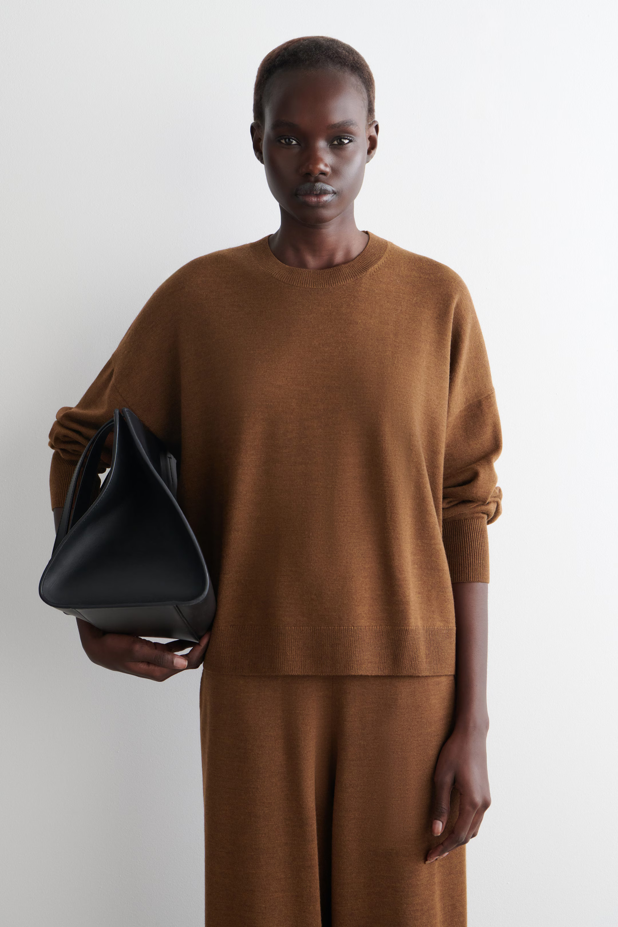 MERINO WOOL CREW-NECK JUMPER - BROWN MÉLANGE | COS | COS UK