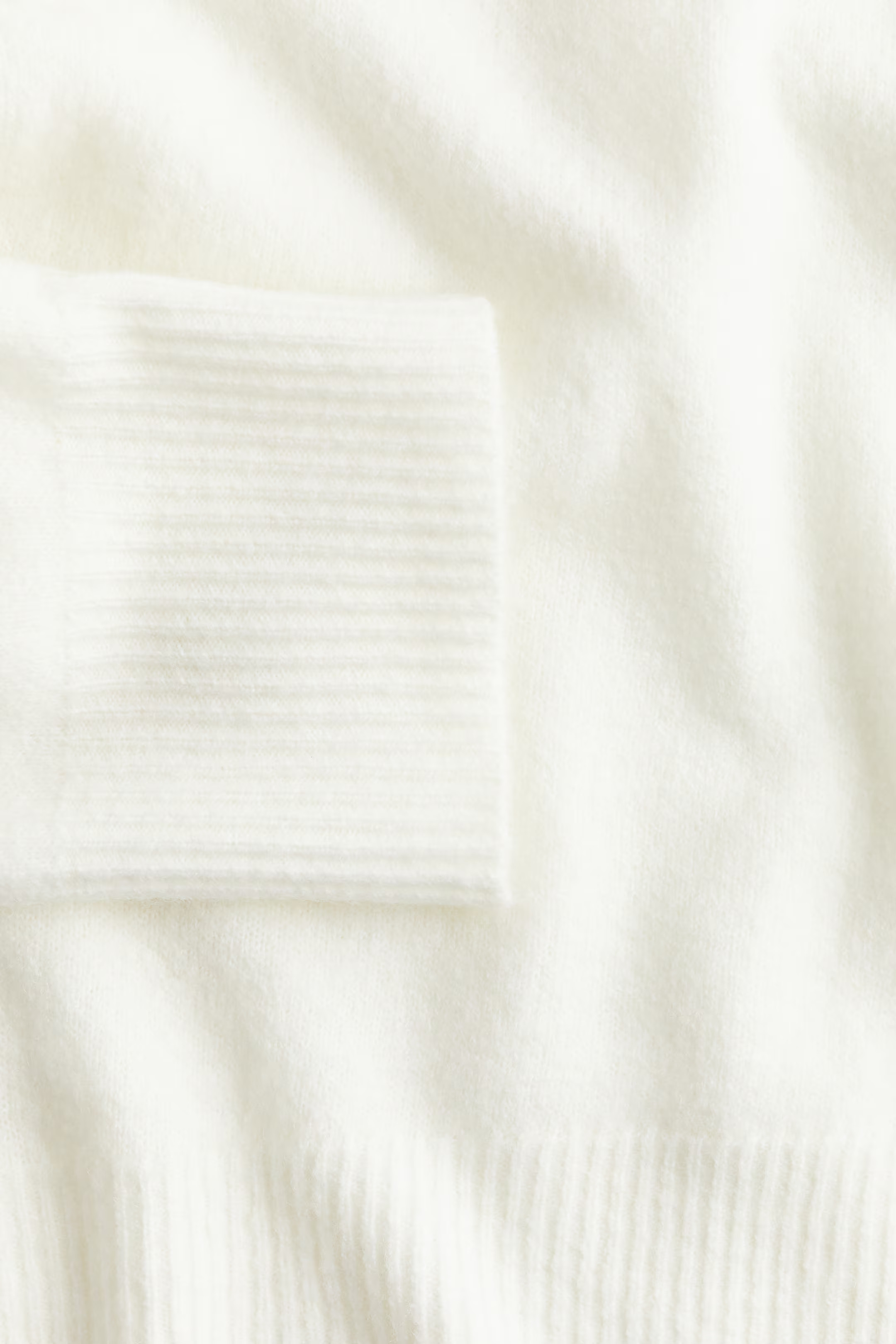 Jumper | H&M (UK, MY, IN, SG, PH, TW, HK)