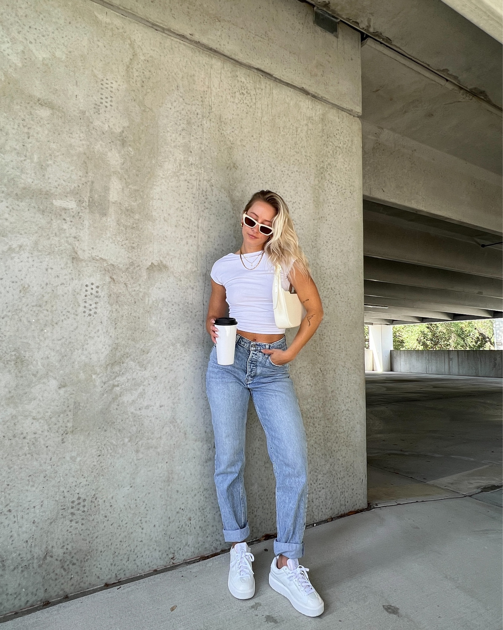 Abercrombie jeans, Abercrombie denim, Abercrombie style, dad jeans, backless top, white sneakers, new balance sneakers, everyday style, everyday outfits, summer style, summer outfits, spring outfits, spring style