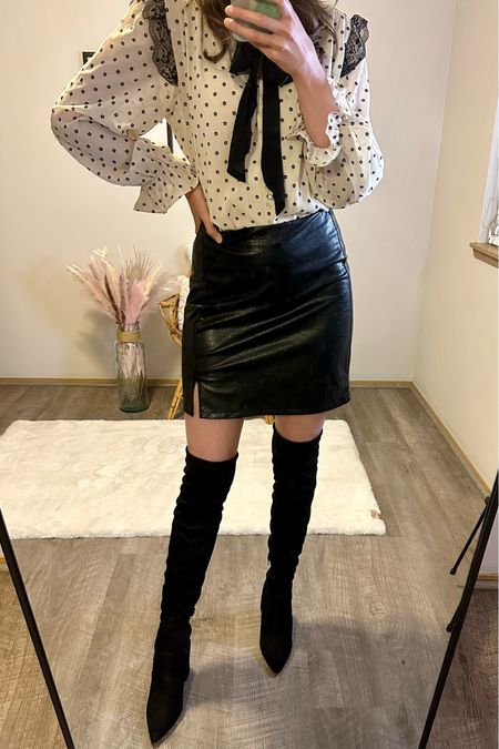 I’m obsessed with this outfit. Perfect elevated fall look with the over-the-knee boots. Unfortunately the skirt and boots are no longer in stock, but I have attached alternatives. 🤍

Follow @jenniferxherron for more inspiration ✨

#LTKfindsunder100 #LTKfindsunder50