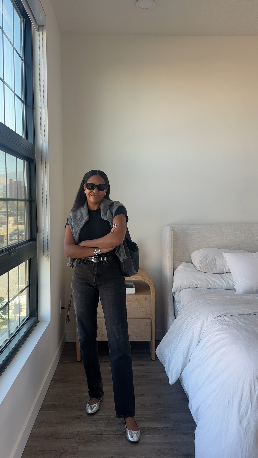 Casual Fall Outfit | everyday style, minimal fashion, neutral outfit, autumn outfit, outfit ideas, outfit inspo, Pinterest aesthetic, black jeans, 90s vintage Levi Jeans

#LTKFindsUnder50 #LTKStyleTip