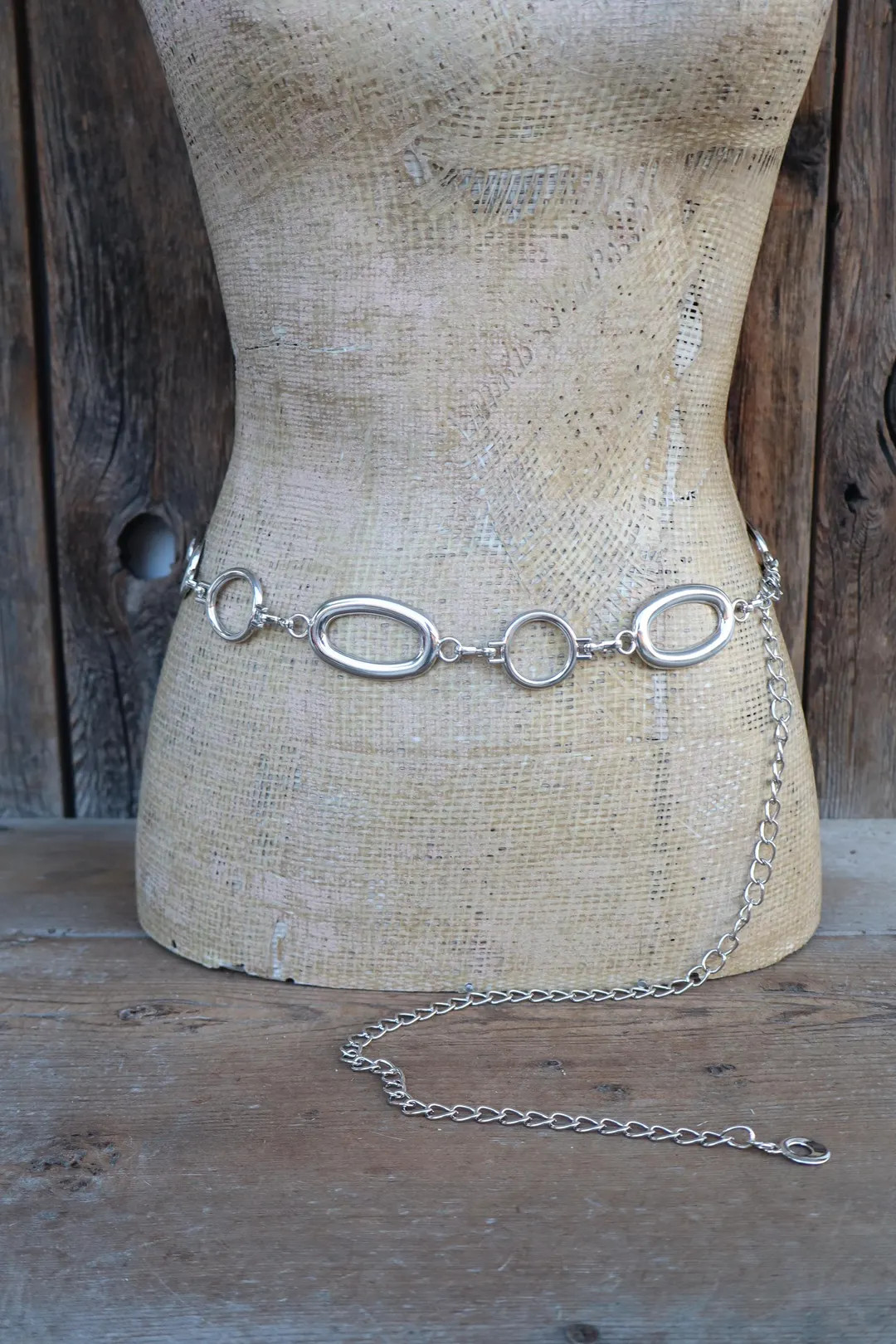 90s Silver Tone Ring Chain Belt | Chaink Link Belt | Lightweight Chain Waist Belt | Metal Waist B... | Etsy (US)