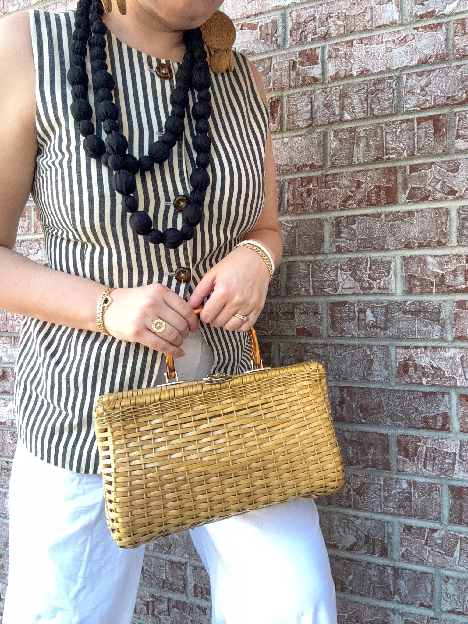 Tropical Luxe - Look 3 
A curated style series

This may be a controversial take but I LOVE these sleeveless vests that have taken over. Especially ones with this silhouette- they are so easy to style with a variety of necklaces and look tailored while being genuinely comfortable. Fight me in the comments if you must. 

Vest - Simon Miller
Earrings - Simon Miller
Hat - Eric Javits
Bag - Vintage 
Heels - Dillards
Pants - Dillards
Necklace - Dillards
Bracelets & Ring - Rocksbox

Comment SHOP below to receive a DM with the link to this post on my LTK ⬇ https://liketk.it/5Zqvn #ltksalealert #ltkseasonal #ltktall

#LTKootd #LTKSaleAlert #LTKMidsize