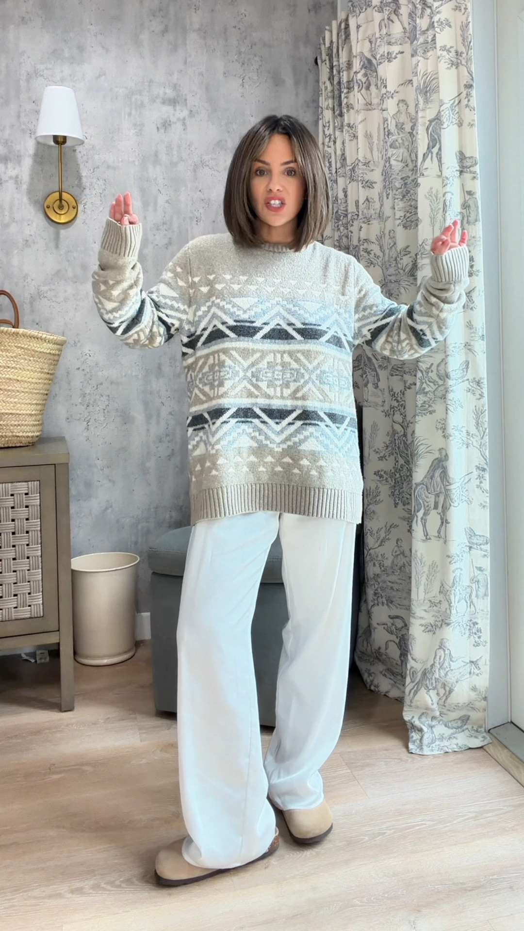 Old Navy’s Black Friday Sale is HERE and the deals are so good 🤩🛍️
I rounded up all my cozy favorites, the viral pajamas, and the best winter basics so you can grab them before sizes go!
Comment SHOP and I’ll send everything straight to you ✨

#OldNavy #OldNavyStyle #BlackFridaySale #HolidayDeals #GiftGuide #SaleAlert #WinterWardrobe #InfluencerFinds #AmazonInfluencer #StyleOnABudget #CozySeason #DealsForDays #ShopWithMe #OOTDInspo #HolidayStyle

#LTKCyberWeek #LTKHoliday #LTKGiftGuide