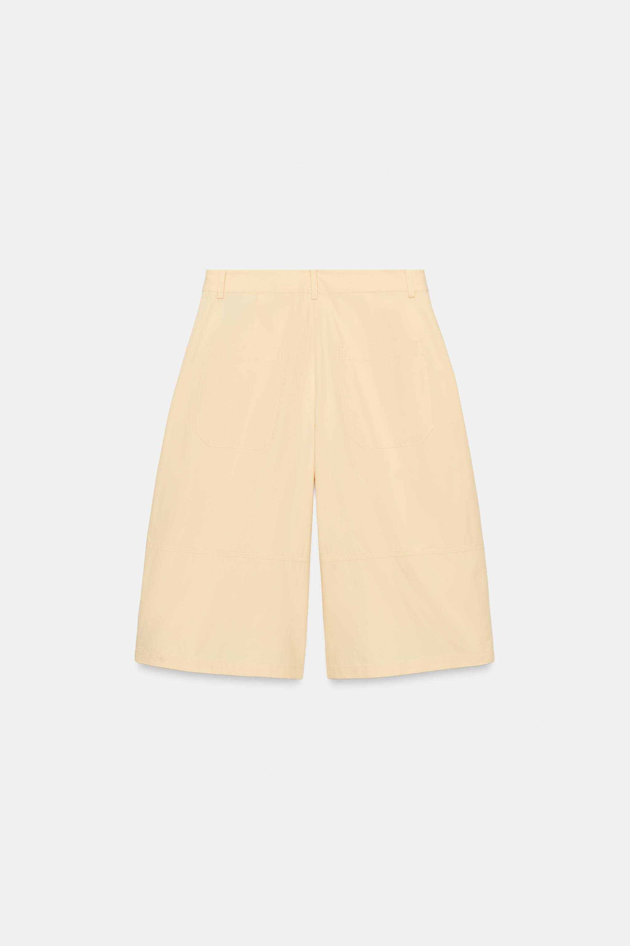 ZARA WOMAN COLLECTIONBermuda shorts crafted in cotton yarn. Mid-waist design with belt loops. Sid... | Zara UK