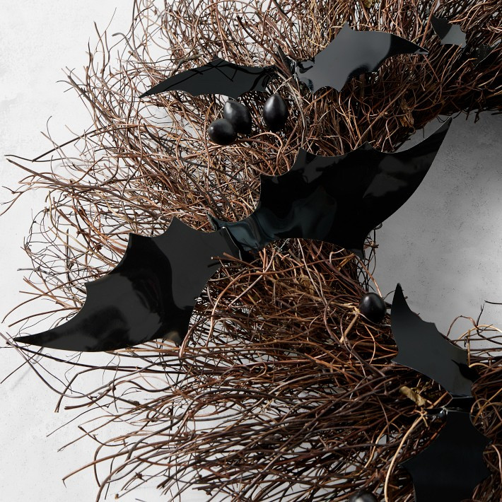 Spooky Halloween Bat Live Wreath, 22" | Williams-Sonoma