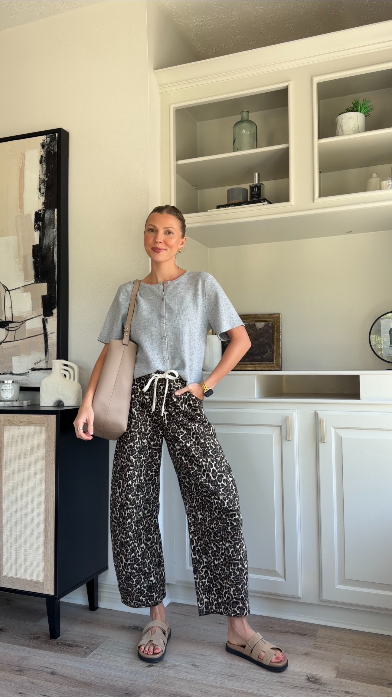 Comfy yet put together mom outfit! Wearing a small in everything 

 