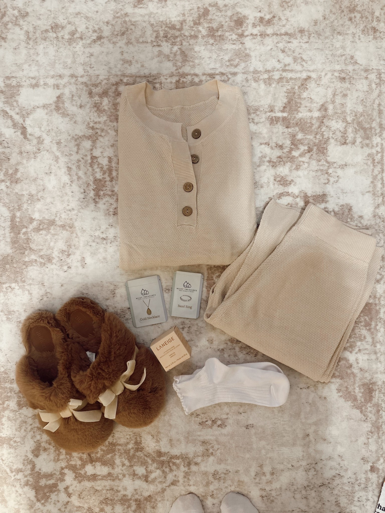 Easy + quick gift idea for the holidays from @amazon for the mama, sister in law, bestfriend, etc 

#LTKselfcare #LTKGiftGuide #LTKHoliday