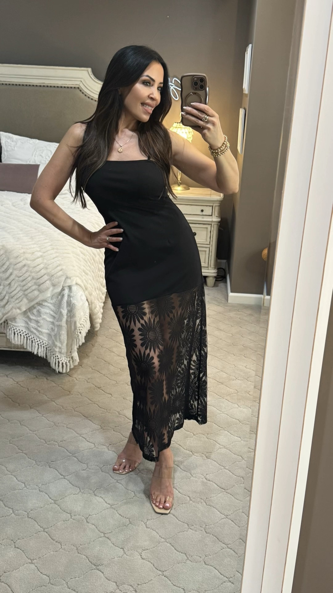 Found: The perfect summer LBD. 😍
Between the flattering fit and that gorgeous sheer floral bottom, I’m obsessed! This is definitely going to be a staple in my wardrobe this season.
🛍️ Shop & Save: Use my code Liz15 to get 15% OFF your order of $65 or more!


#LTKOver40 #LTKSeasonal #LTKWedding