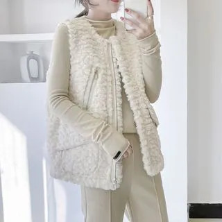 Huisipolo - Sleeveless Plain Fleece Jacket | YesStyle | YesStyle Global