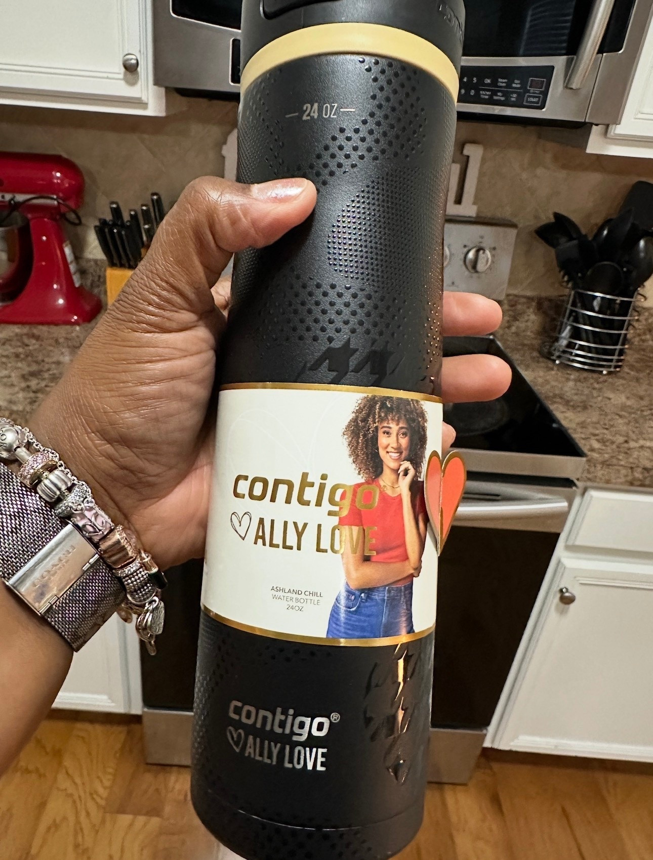 If you’re like me and guzzle water continually throughout the day or when you workout, this is the perfect water bottle. No straw needed!!! That means you can add ice without all the fuss of forcing your straw in! 

#LTKGiftGuide #LTKdayinmylife #LTKfitnessgoals