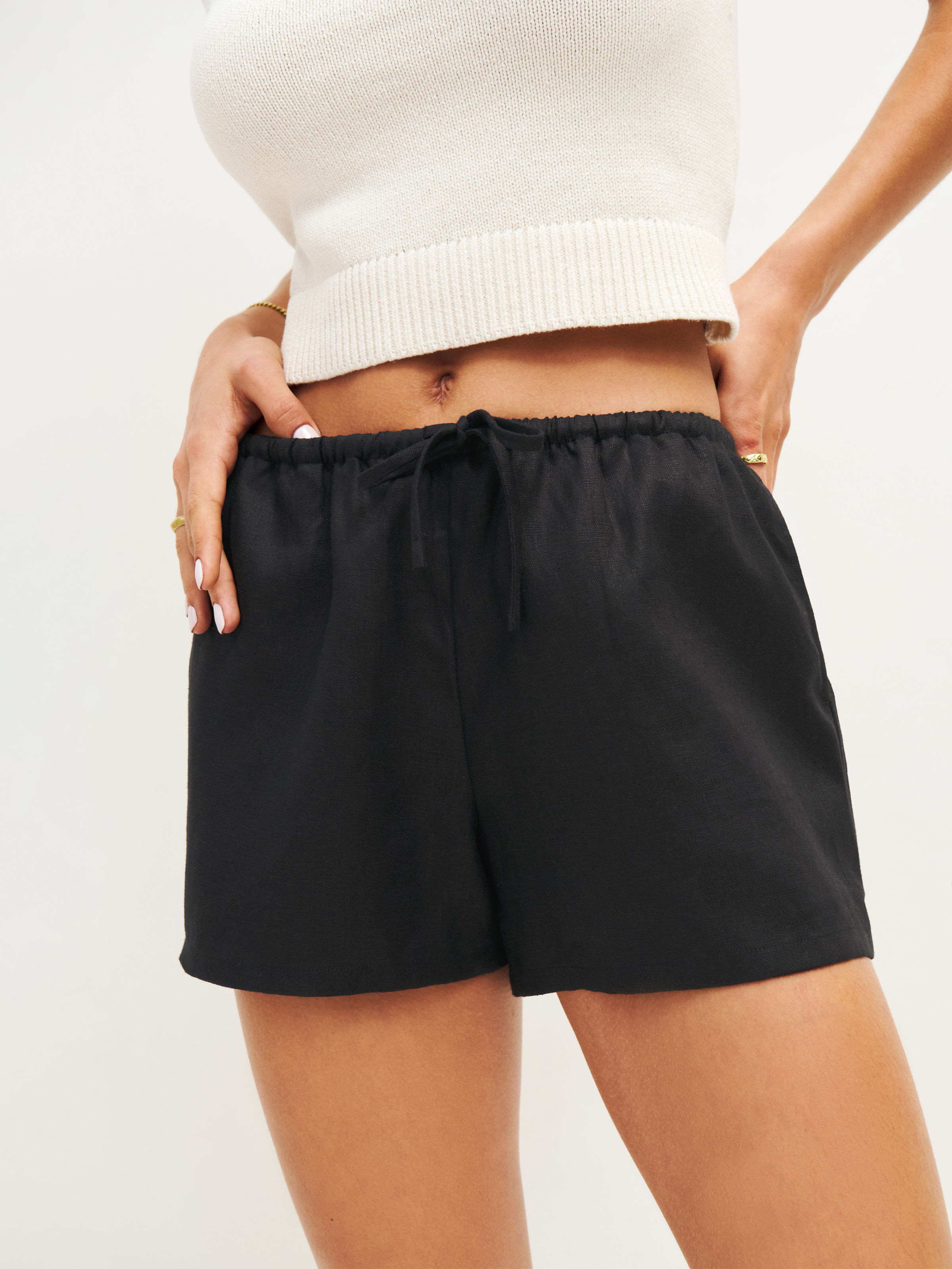 Zoey Linen Short | Reformation (Global)