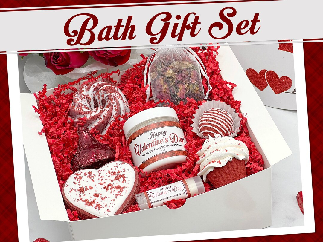 Bath Gift Set for Valentines Day, Unique Handmade Spa Gift Box for Girlfriend or Teen Daughter, S... | Etsy (US)