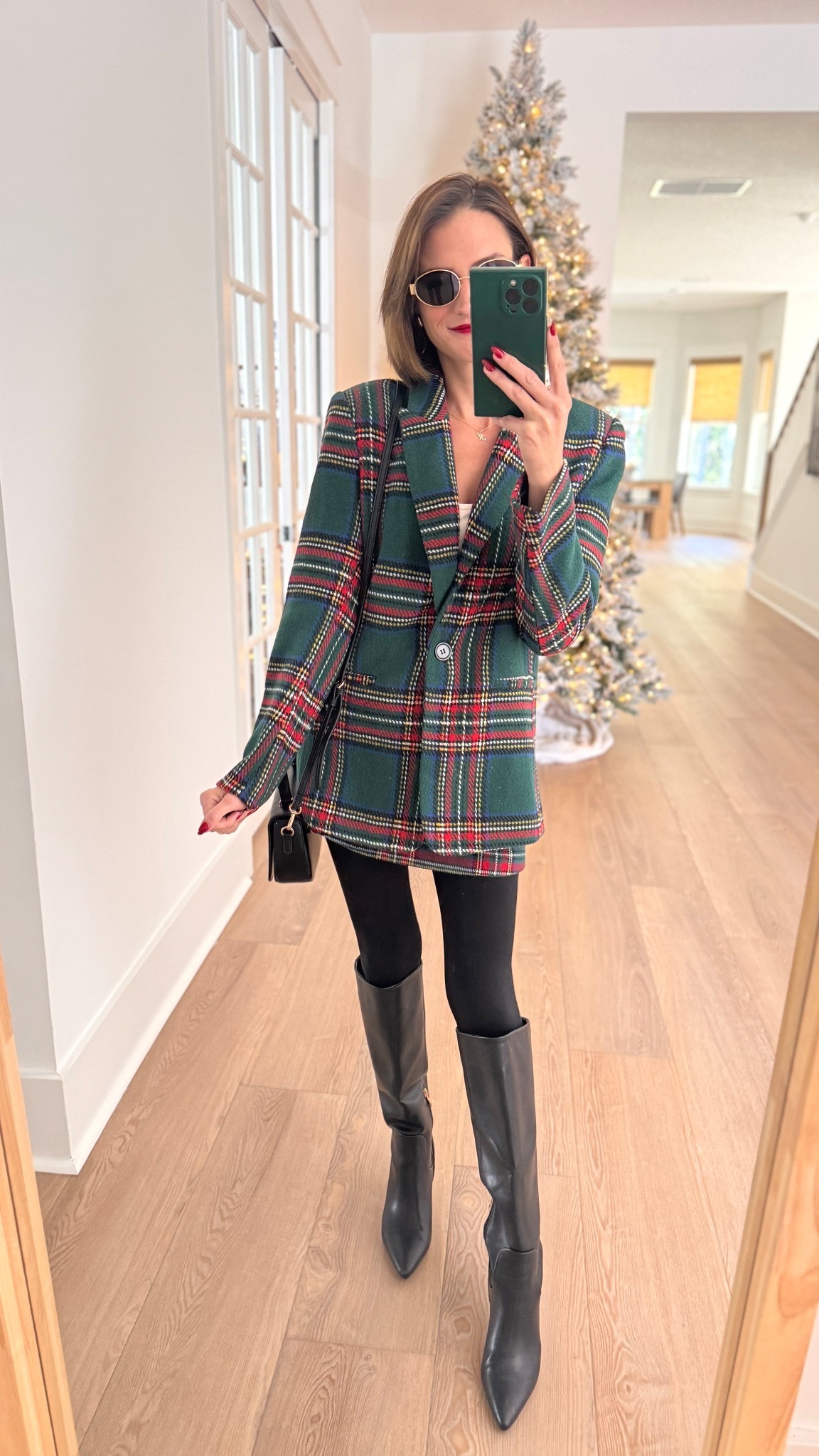 Holiday edit🎄 Shop this blazer and get 35%-OFF with code [BRITTANYN35] I ordered an XS and it fits true to size. #LTKCyberWeek 

#LTKHoliday #LTKGiftGuide