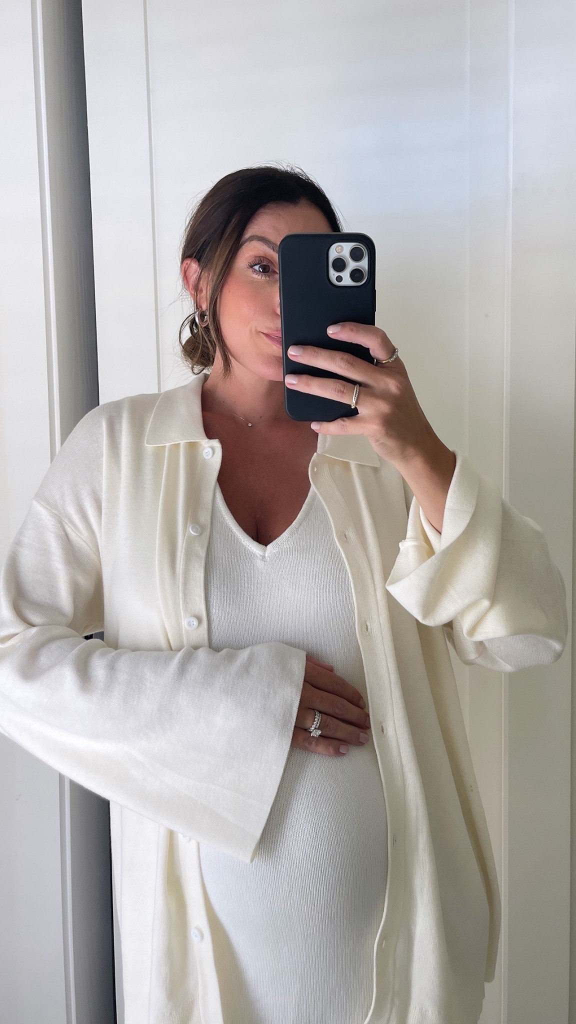 The most gorgeous ivory sweater and maternity dress 

#LTKBump