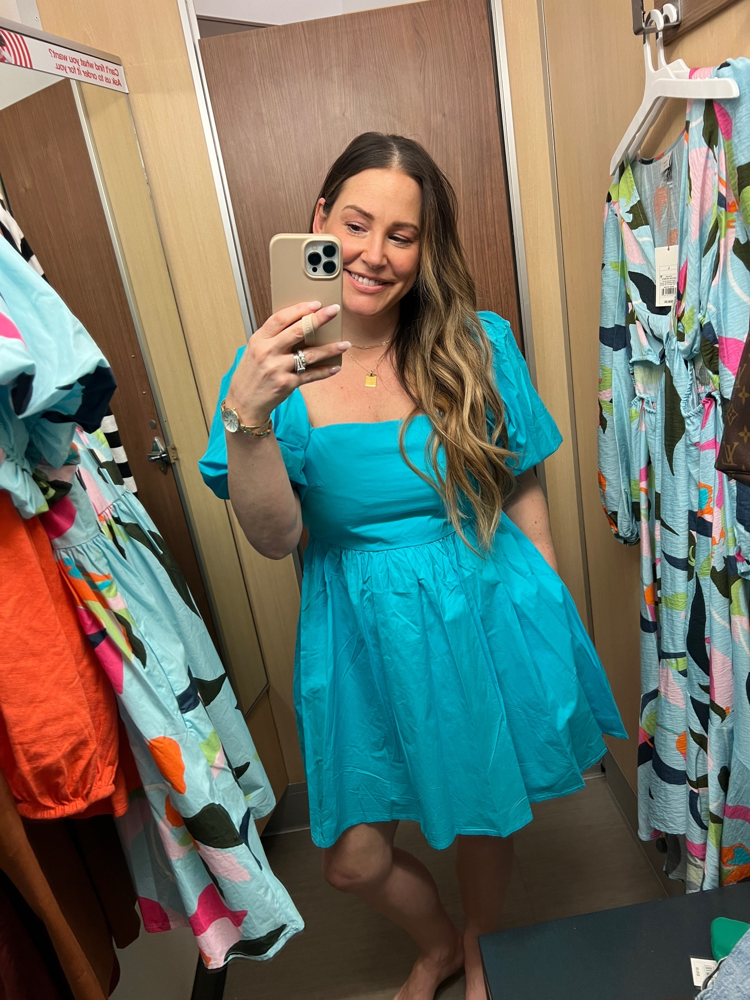 Puff sleeve dress 

#LTKstyletip